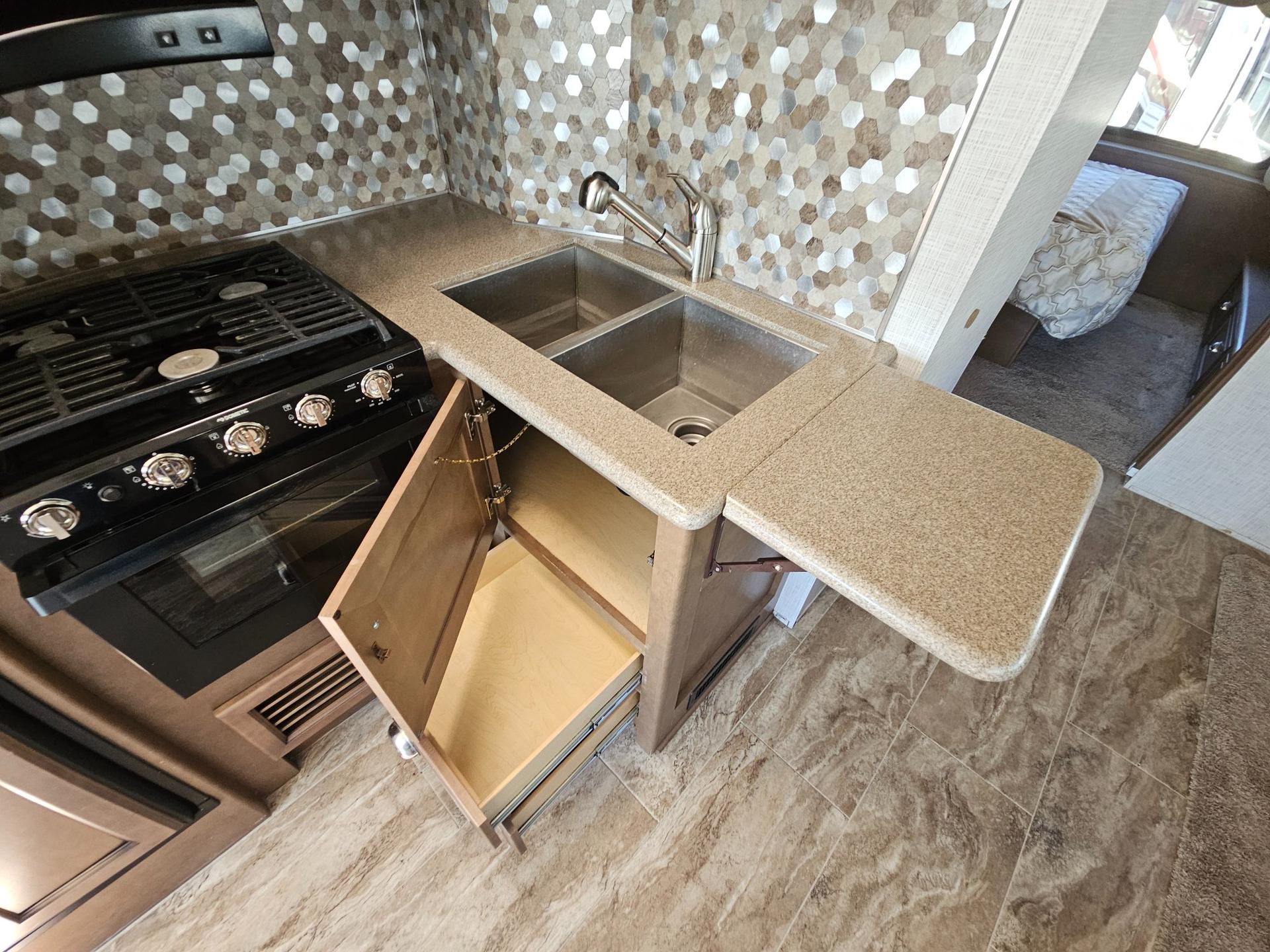 2021 Newmar 2021 Newmar Bay Star Sport - thumbnail 17