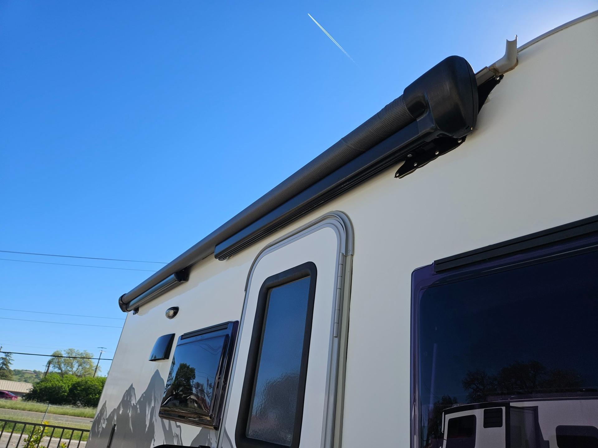 2021 Lance 2021 Lance Travel Trailer - thumbnail 27