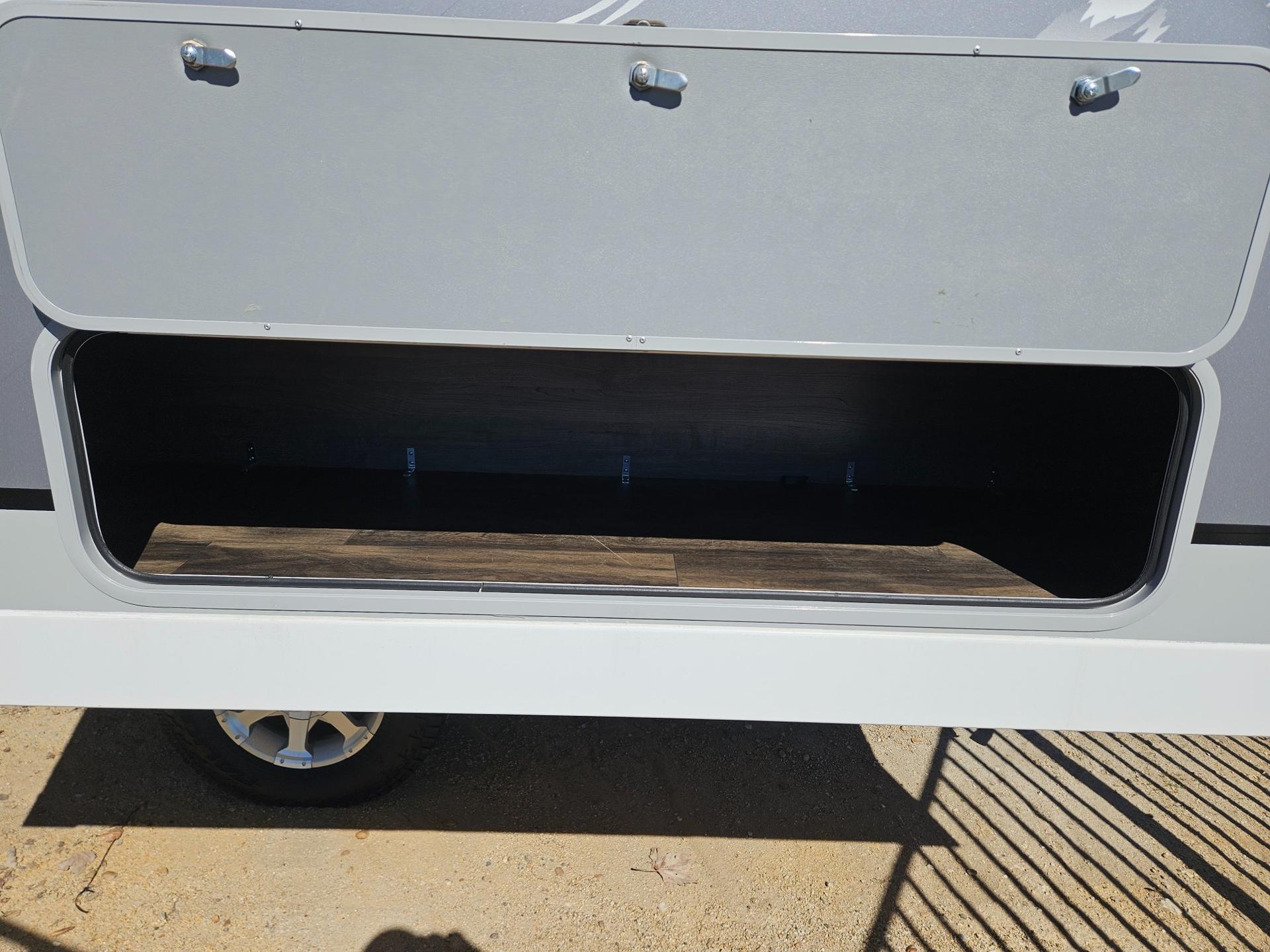 2021 Lance 2021 Lance Travel Trailer - thumbnail 31