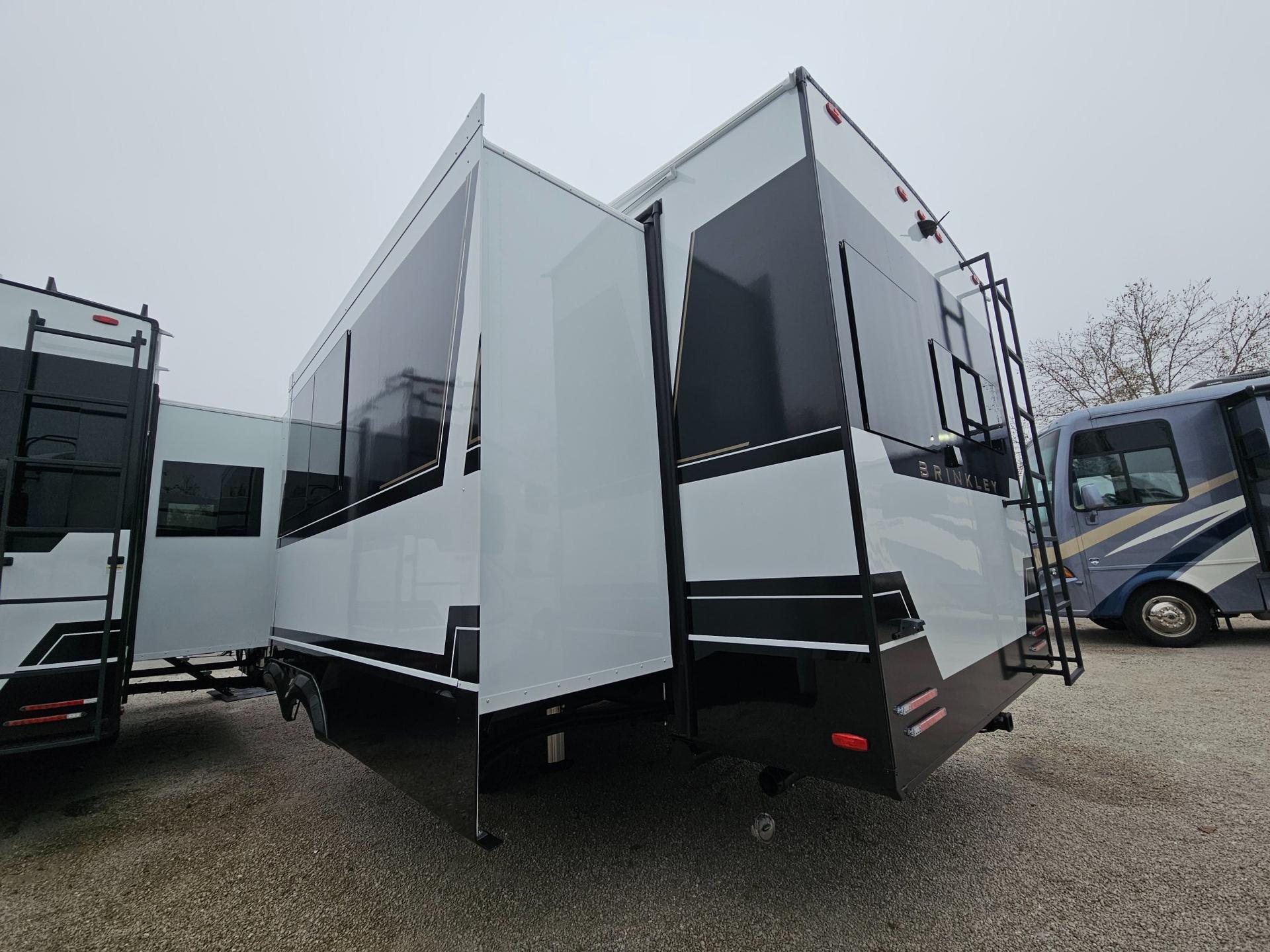 2026 Brinkley RV 2026 Brinkley RV Model Z - thumbnail 5