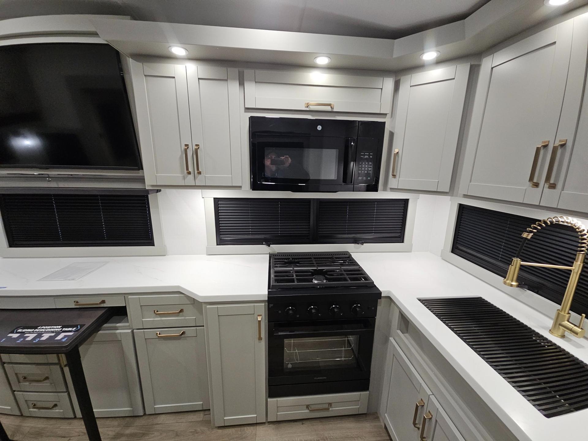 2026 Brinkley RV 2026 Brinkley RV Model Z - thumbnail 11