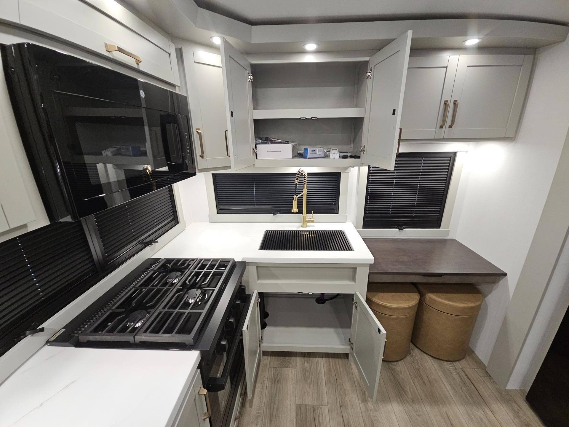 2026 Brinkley RV 2026 Brinkley RV Model Z - thumbnail 14