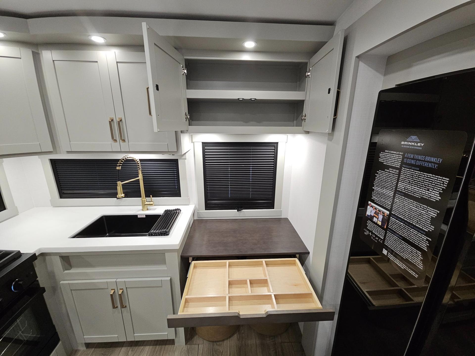 2026 Brinkley RV 2026 Brinkley RV Model Z - thumbnail 17