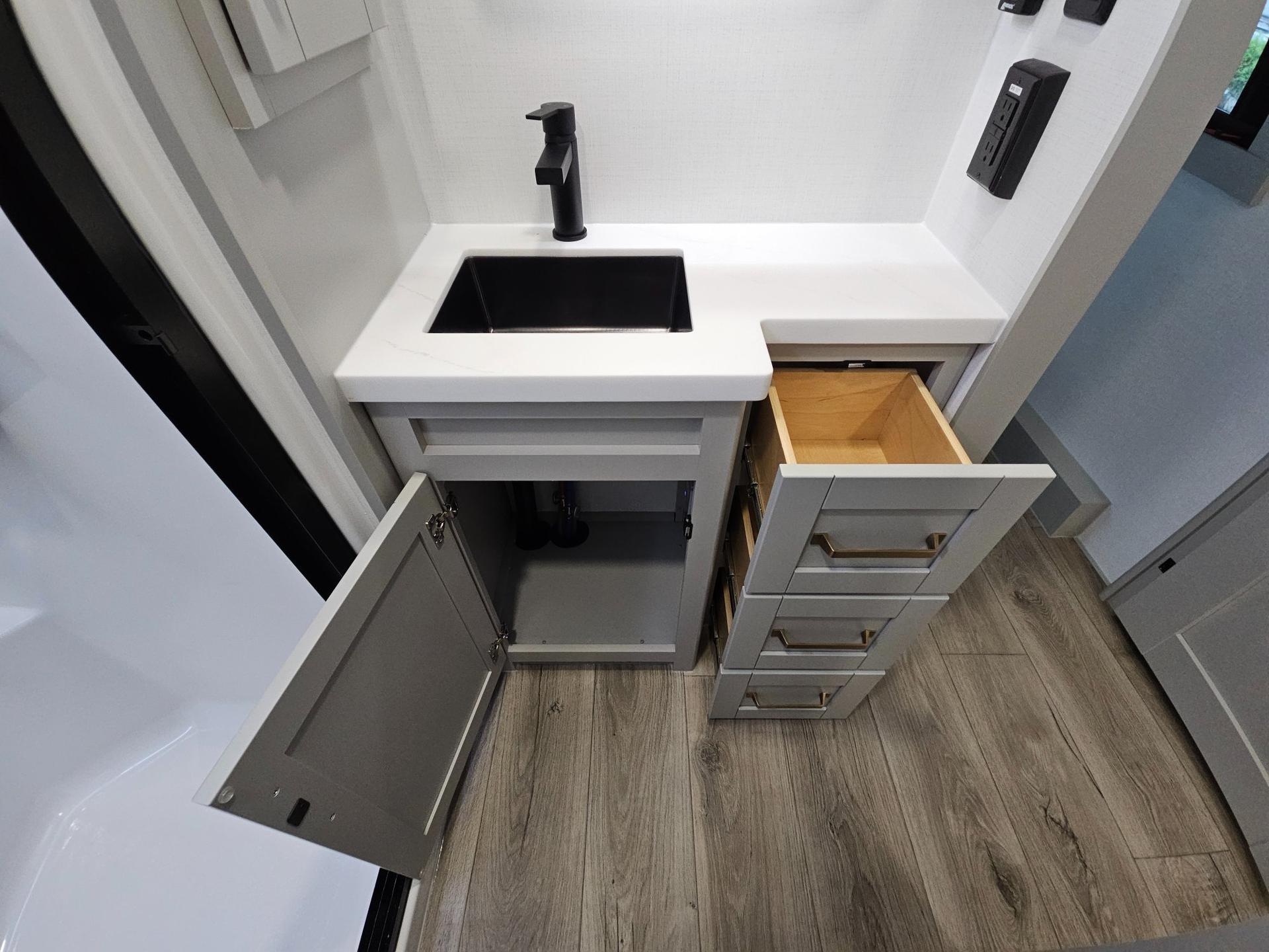 2026 Brinkley RV 2026 Brinkley RV Model Z - thumbnail 30