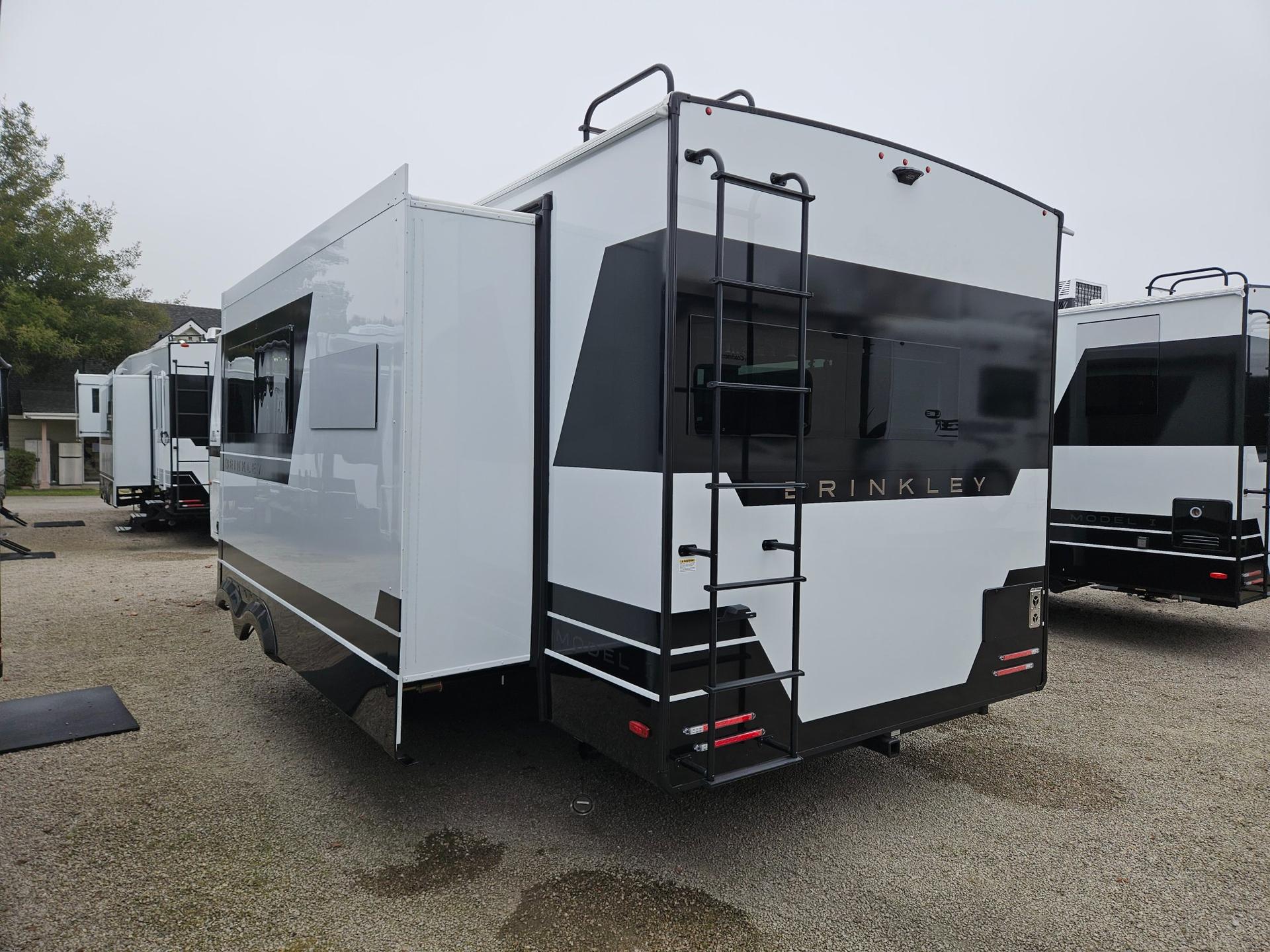 2026 Brinkley RV 2026 Brinkley RV Model I - thumbnail 4