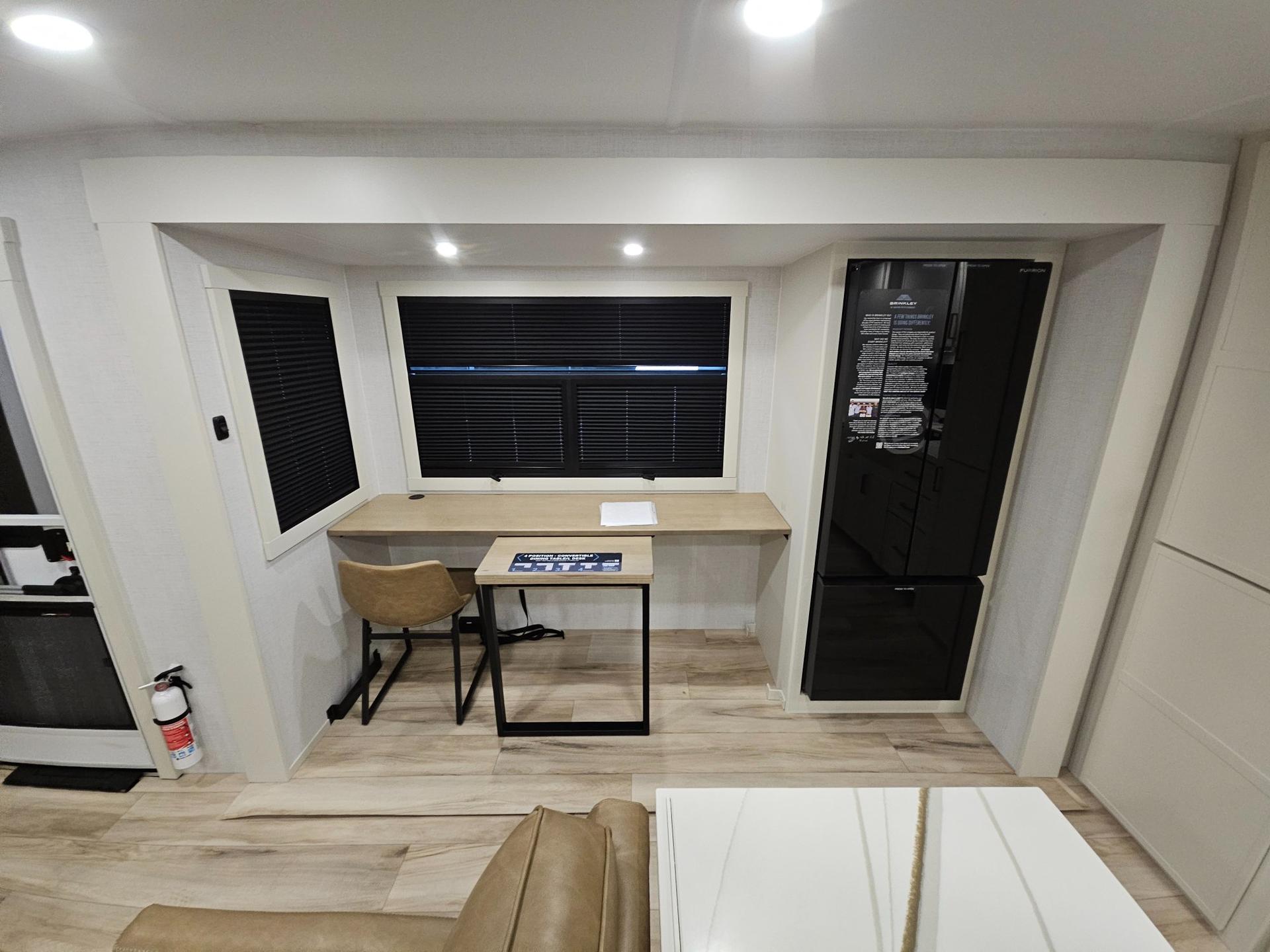 2026 Brinkley RV 2026 Brinkley RV Model I - thumbnail 8