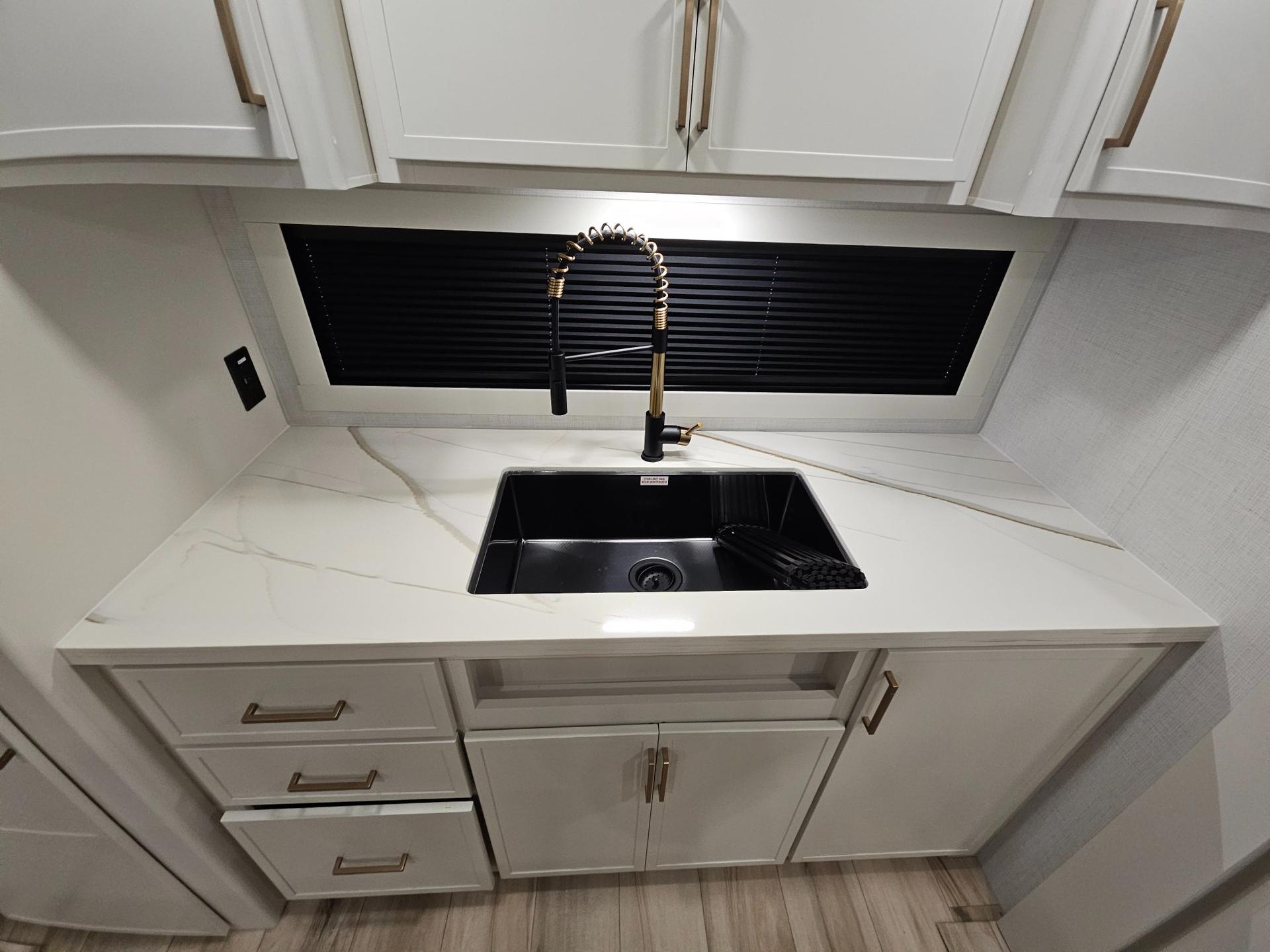 2026 Brinkley RV 2026 Brinkley RV Model I - thumbnail 14