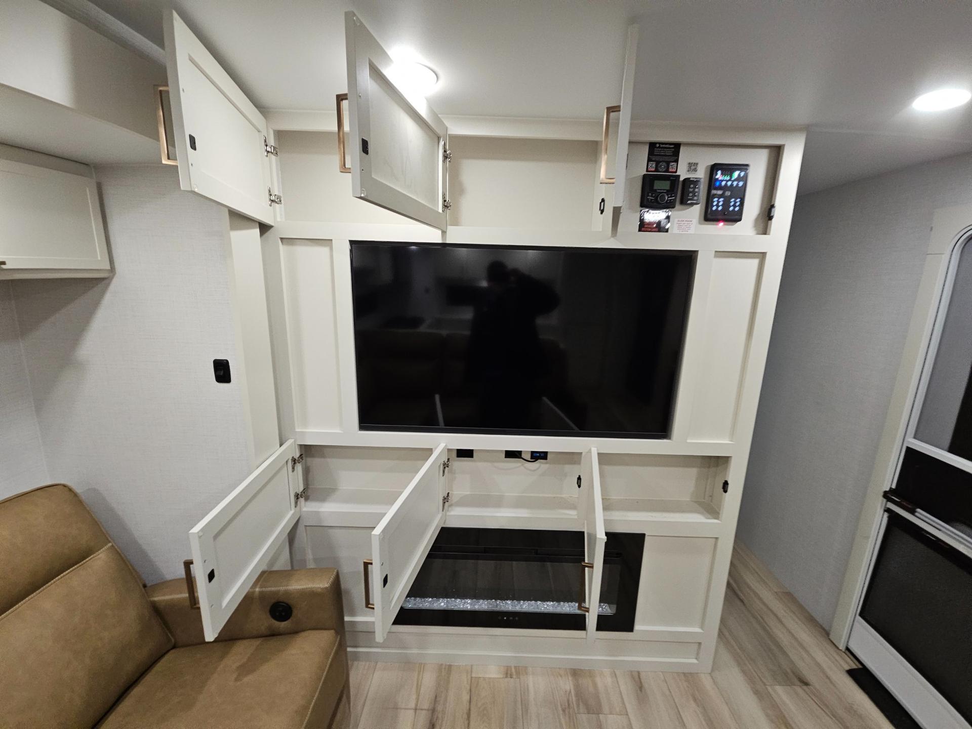 2026 Brinkley RV 2026 Brinkley RV Model I - thumbnail 21