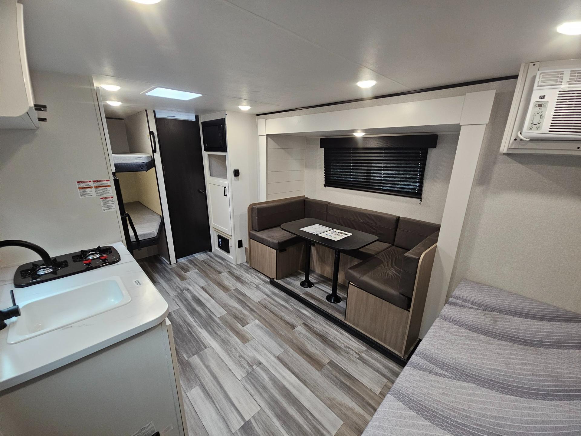 2026 Jayco 2026 Jayco Jay Flight SLX - thumbnail 6