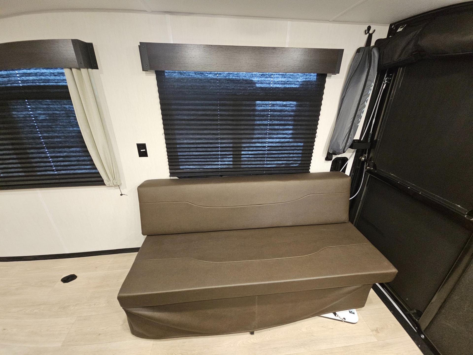 2026 Forest River 2026 Forest River Cherokee Grey Wolf Black Label Toy Hauler - thumbnail 8