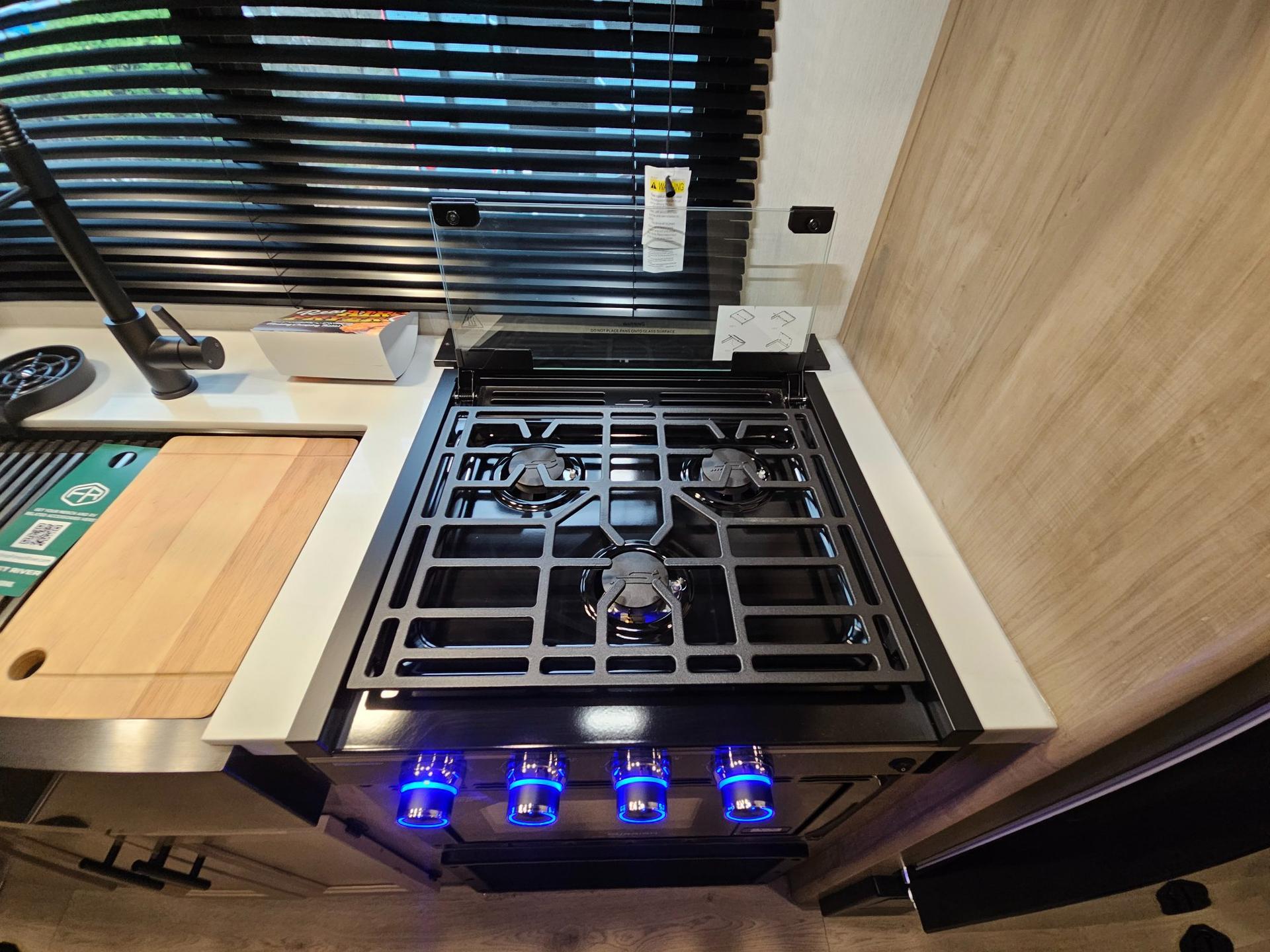 2026 Forest River 2026 Forest River Cherokee Grey Wolf Black Label Toy Hauler - thumbnail 12