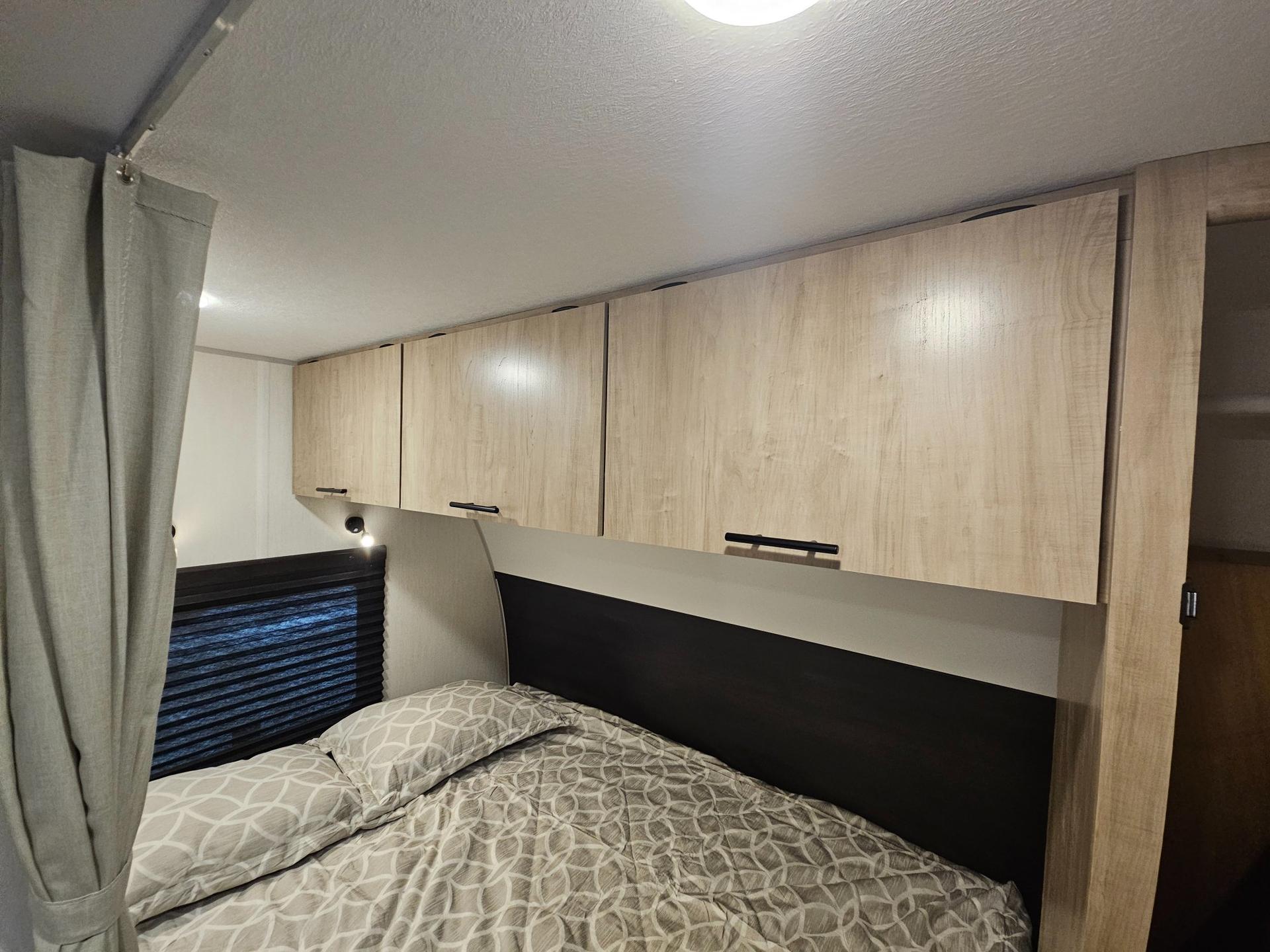 2026 Forest River 2026 Forest River Cherokee Grey Wolf Black Label Toy Hauler - thumbnail 20