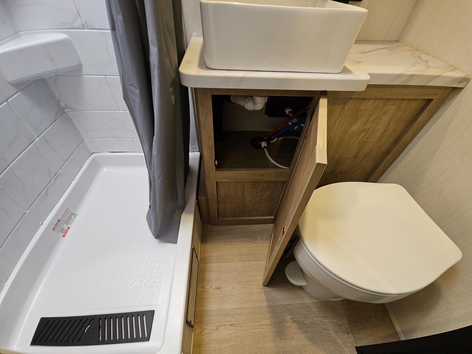 2026 Forest River 2026 Forest River Cherokee Grey Wolf Black Label Toy Hauler - thumbnail 25