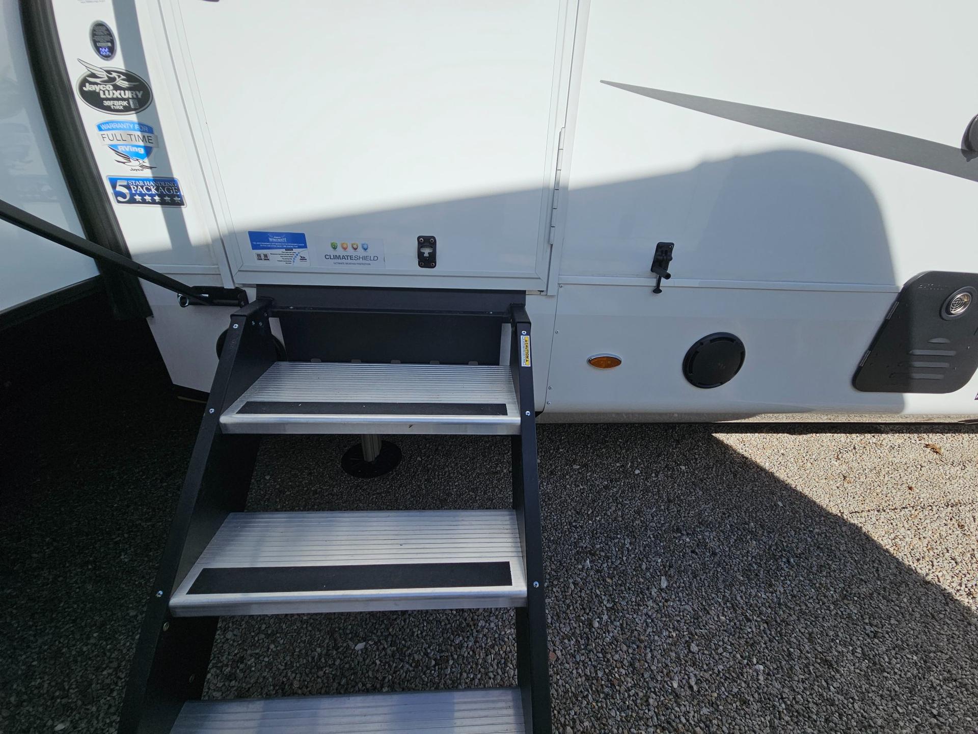 2026 Jayco 2026 Jayco Pinnacle - thumbnail 47