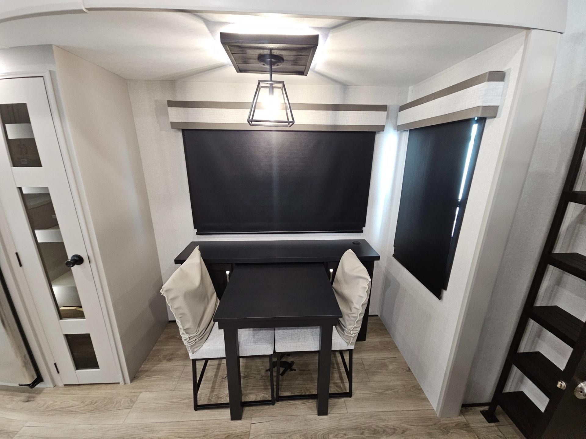 2026 Jayco 2026 Jayco North Point - thumbnail 9