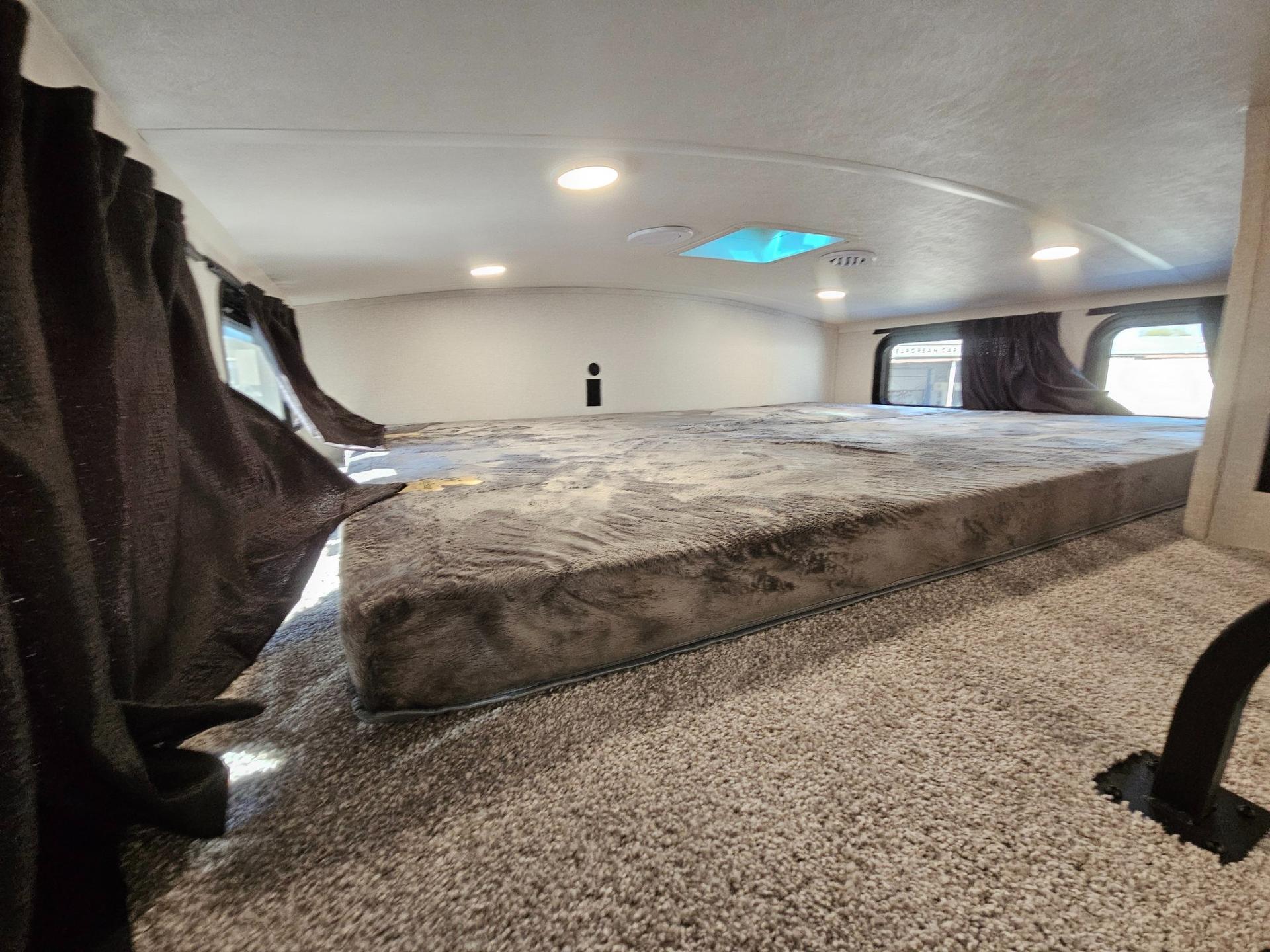 2026 Jayco 2026 Jayco North Point - thumbnail 11