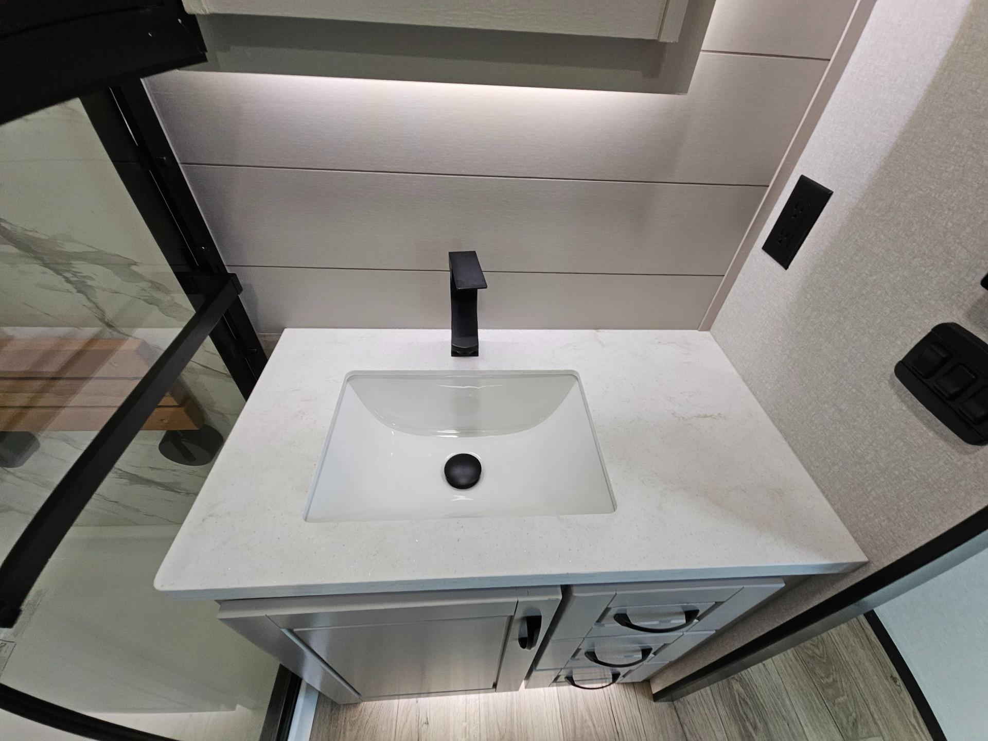 2026 Jayco 2026 Jayco North Point - thumbnail 23