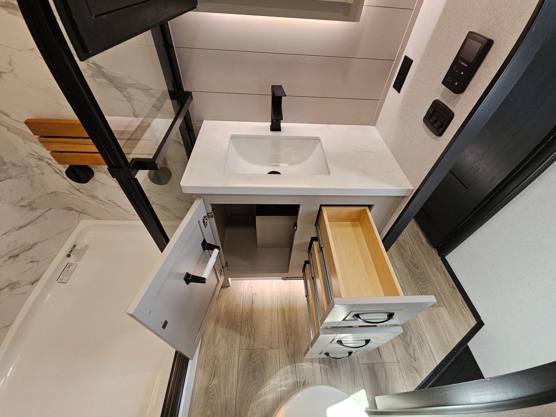 2026 Jayco 2026 Jayco North Point - thumbnail 24