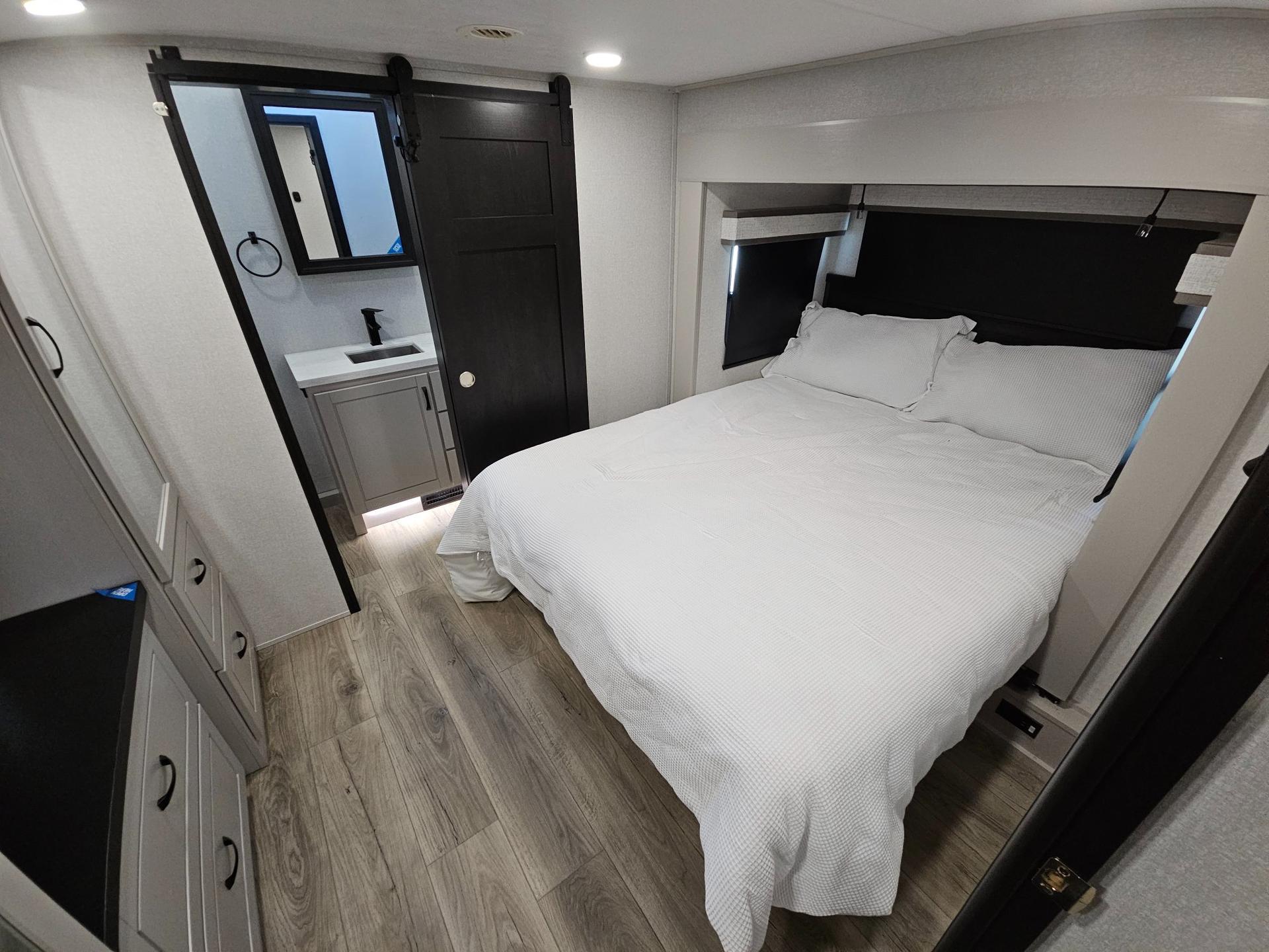 2026 Jayco 2026 Jayco North Point - thumbnail 31