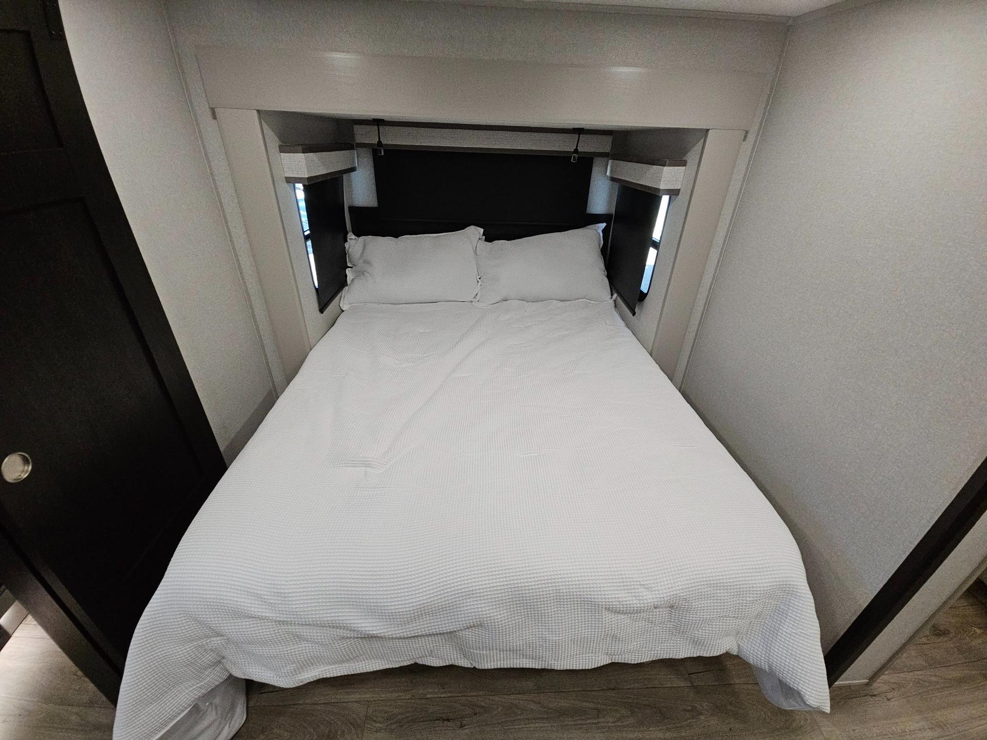 2026 Jayco 2026 Jayco North Point - thumbnail 32