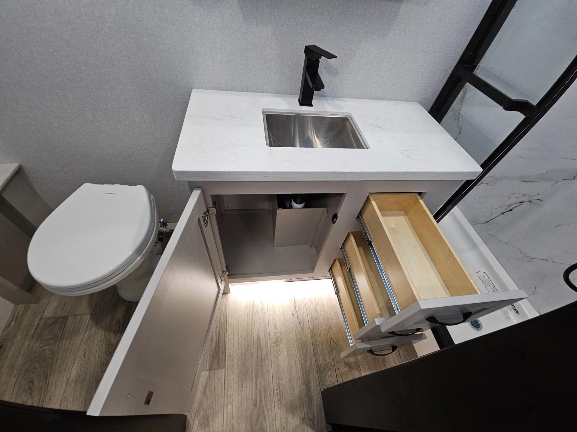 2026 Jayco 2026 Jayco North Point - thumbnail 38