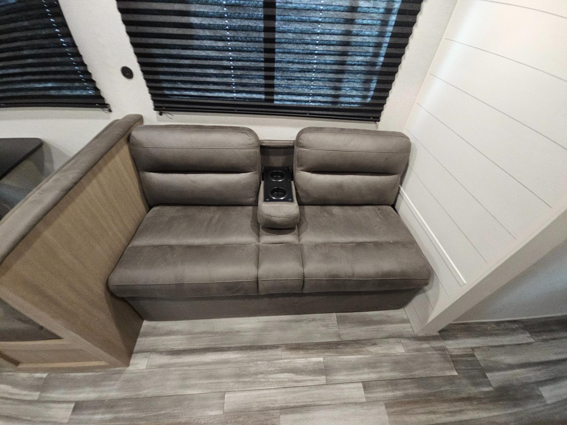 2026 Jayco 2026 Jayco Jay Flight SLX - thumbnail 13