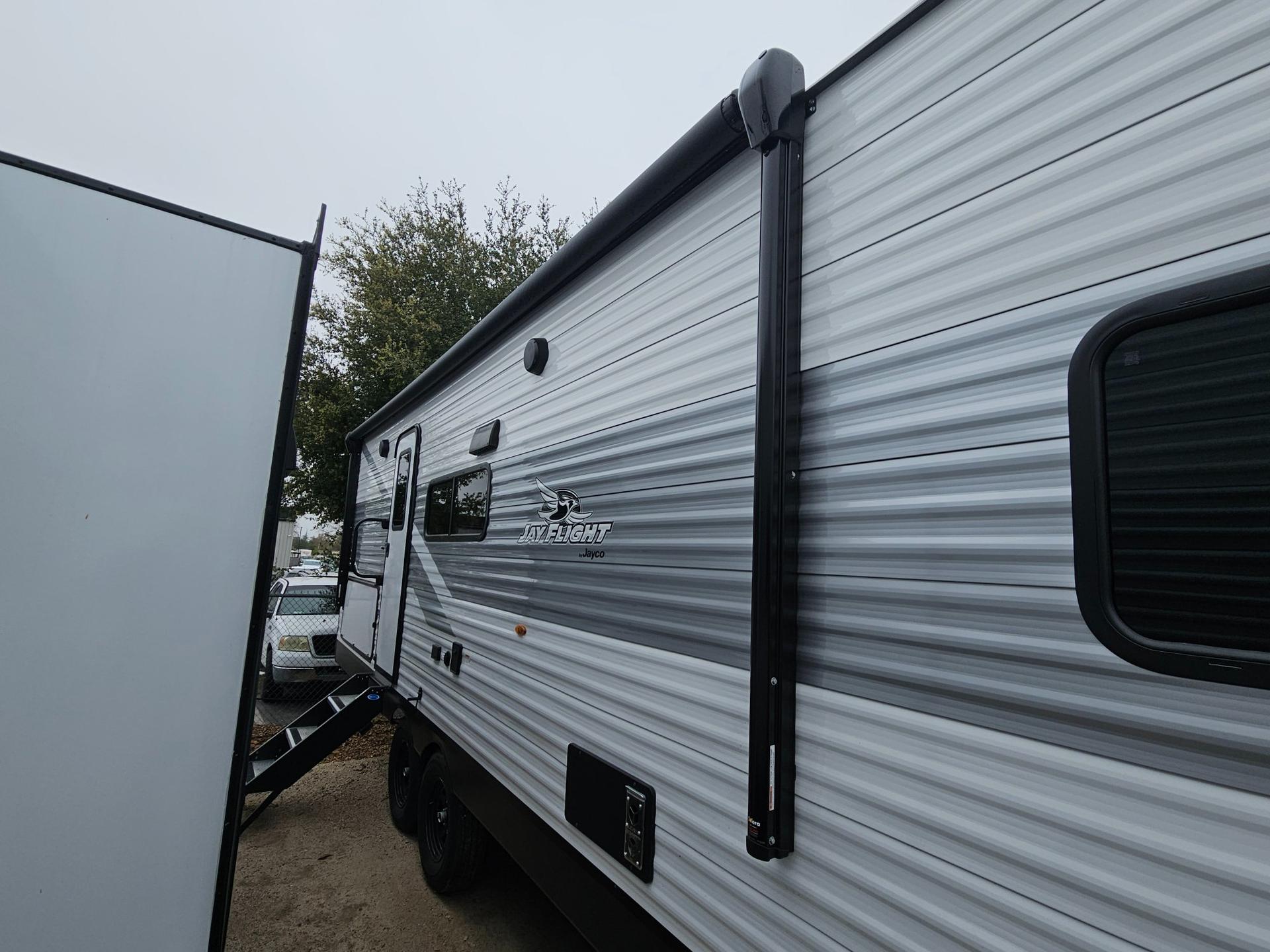 2026 Jayco 2026 Jayco Jay Flight SLX - thumbnail 35