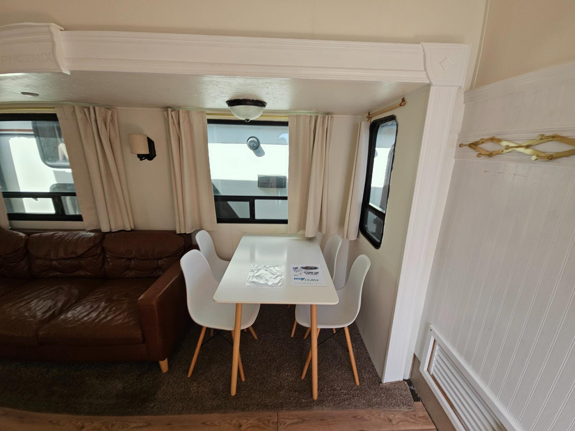 2017 Shasta 2017 Shasta Phoenix Lite - thumbnail 6