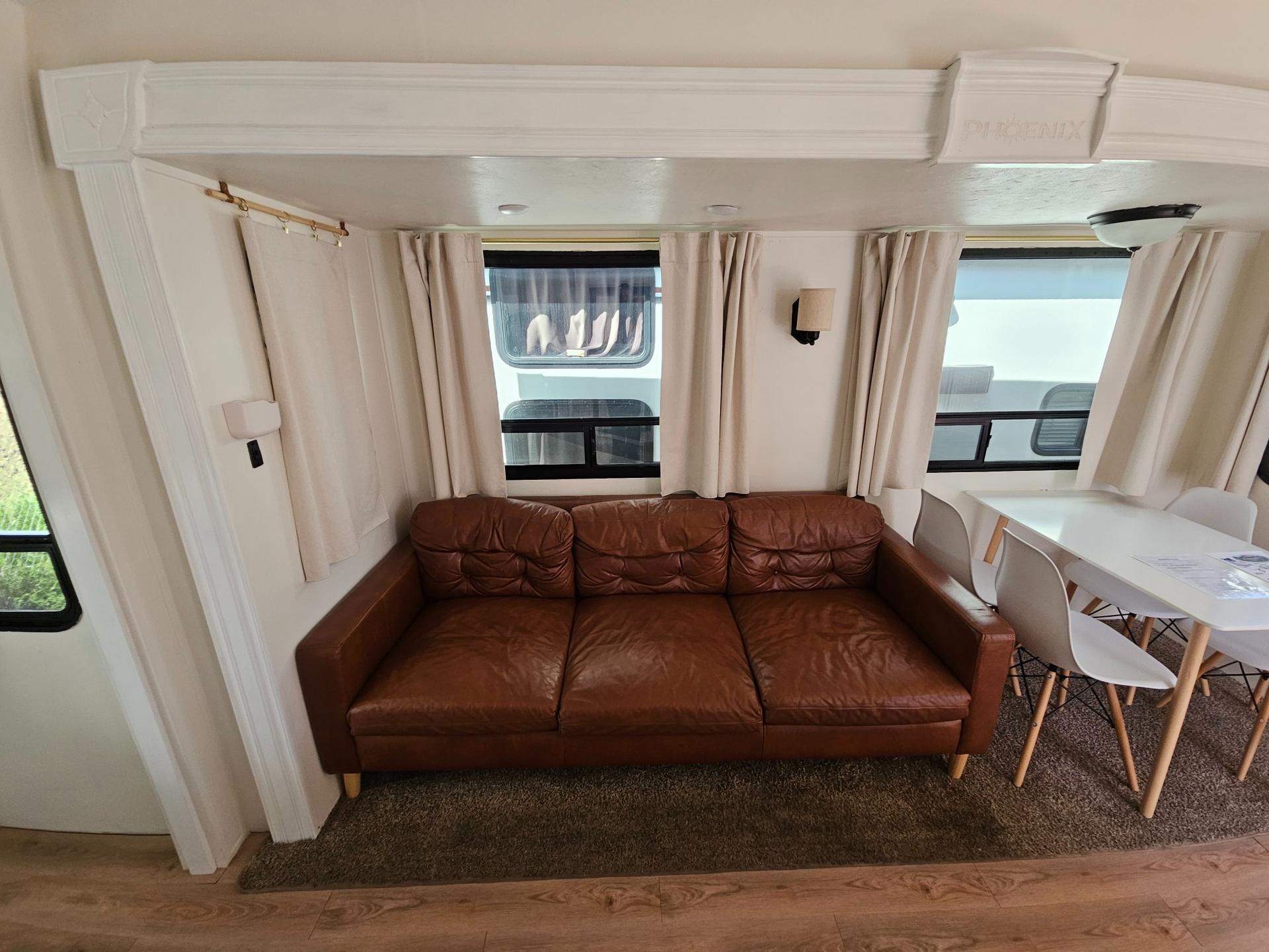 2017 Shasta 2017 Shasta Phoenix Lite - thumbnail 7