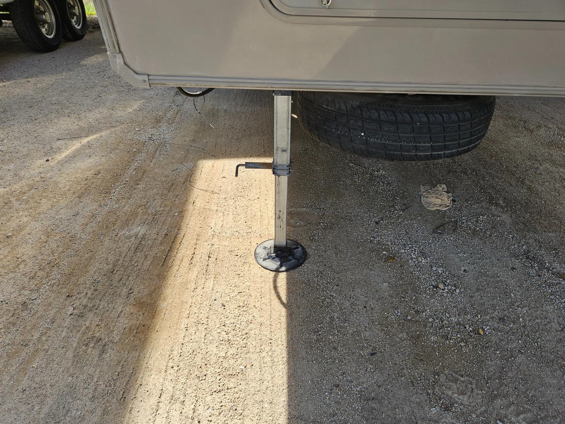 2017 Shasta 2017 Shasta Phoenix Lite - thumbnail 21