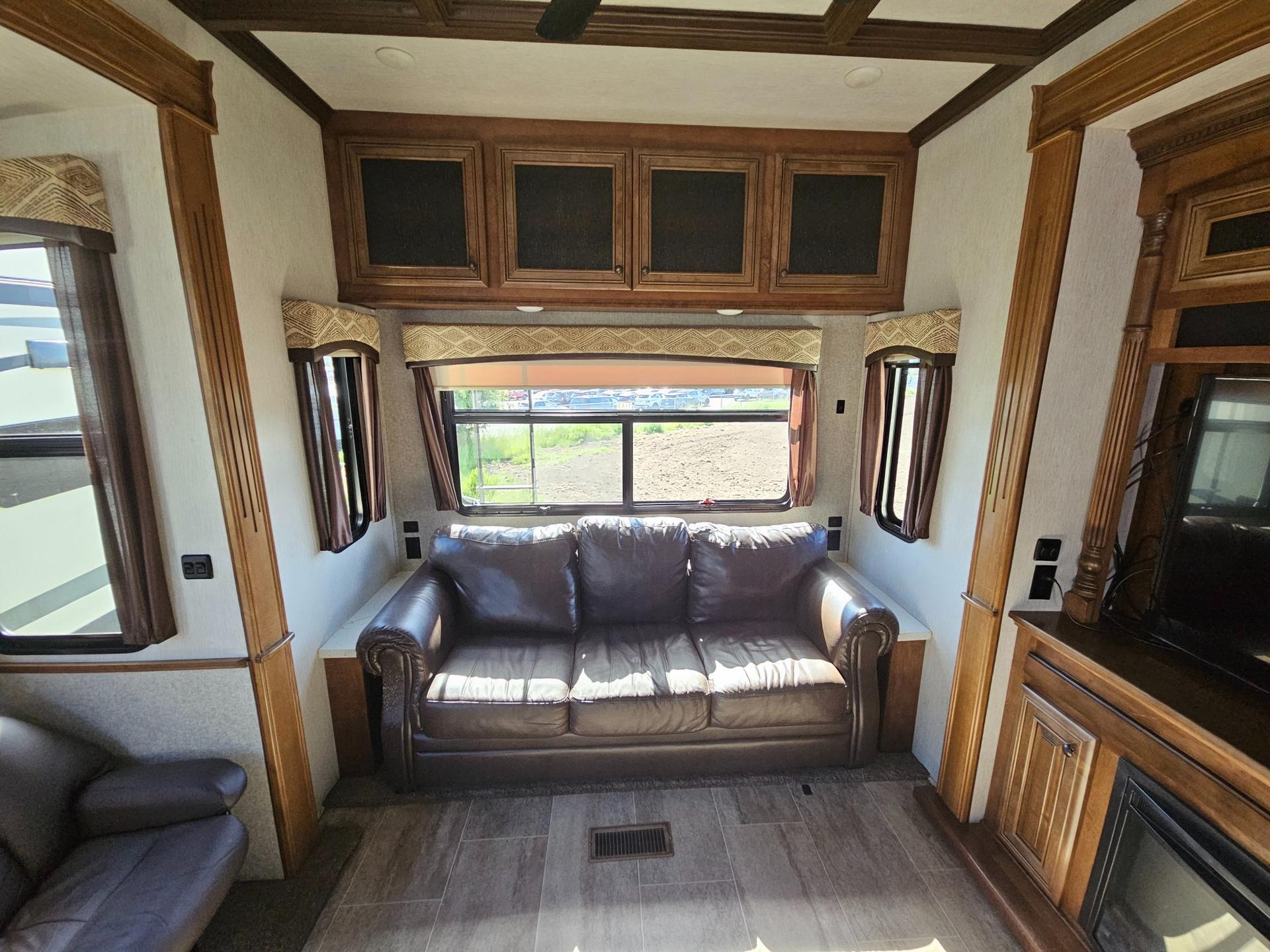 2019 Heartland 2019 Heartland Bighorn - thumbnail 8