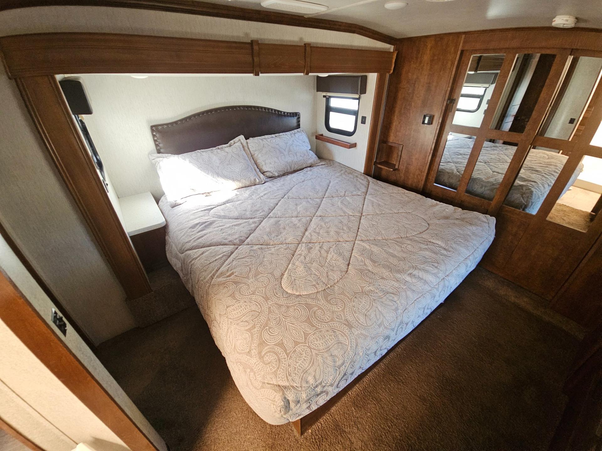 2019 Heartland 2019 Heartland Bighorn - thumbnail 25