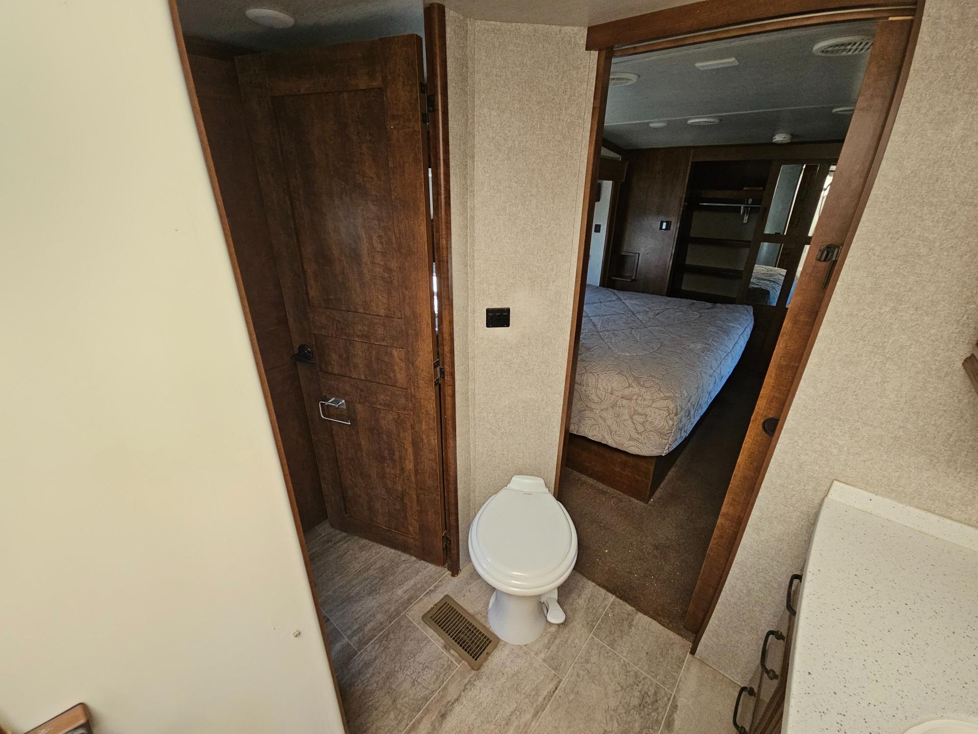 2019 Heartland 2019 Heartland Bighorn - thumbnail 33