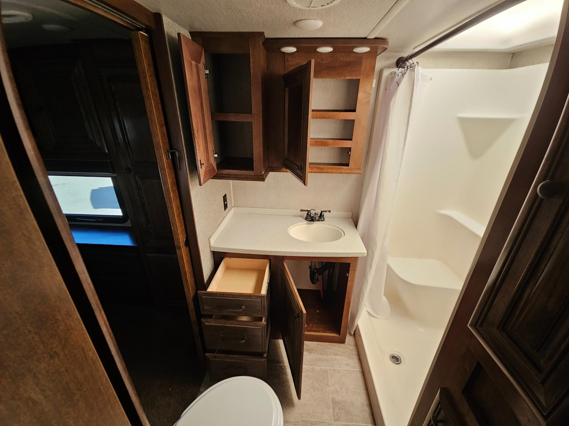 2019 Heartland 2019 Heartland Bighorn - thumbnail 34