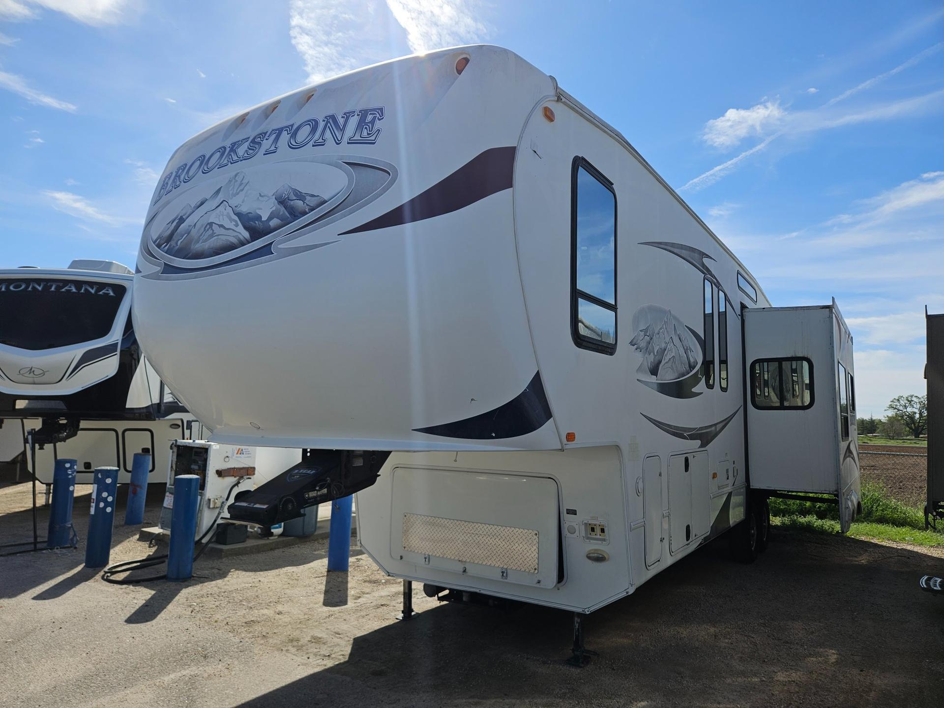 2011 Coachmen 2011 Coachmen Brookstone - thumbnail 4