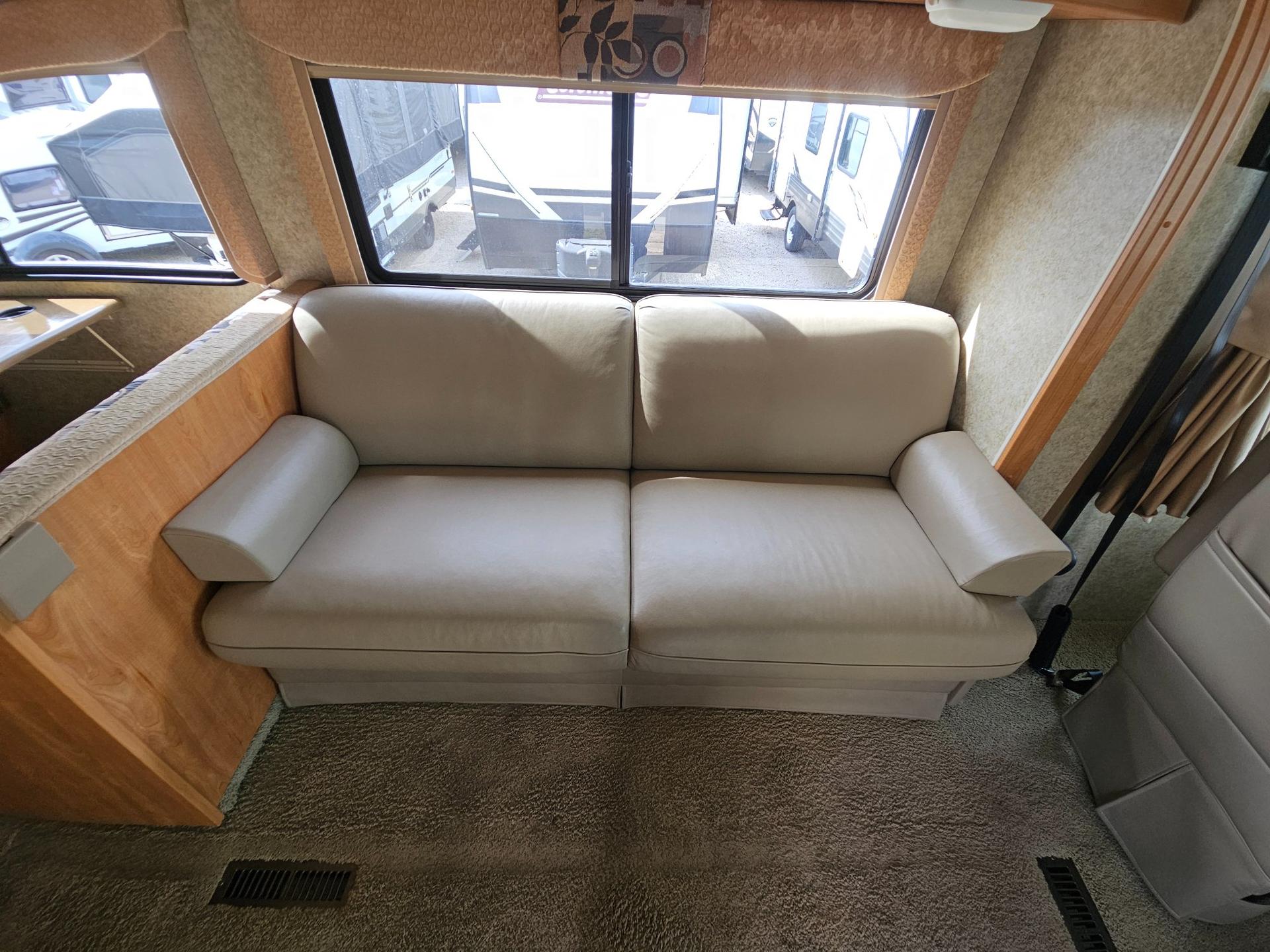 2009 Winnebago 2009 Winnebago Vista - thumbnail 8