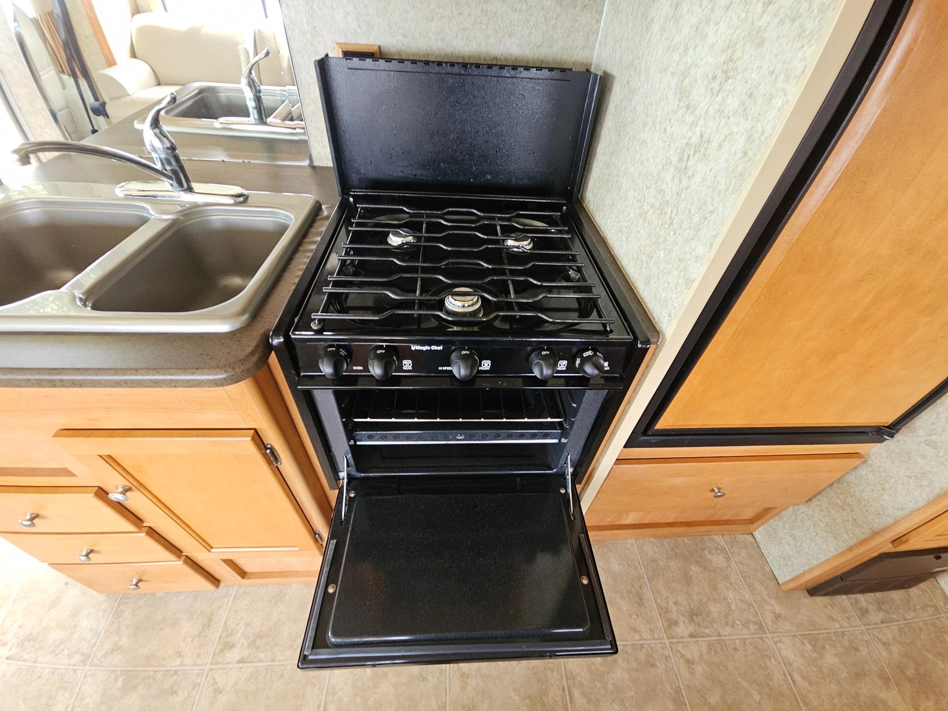 2009 Winnebago 2009 Winnebago Vista - thumbnail 16