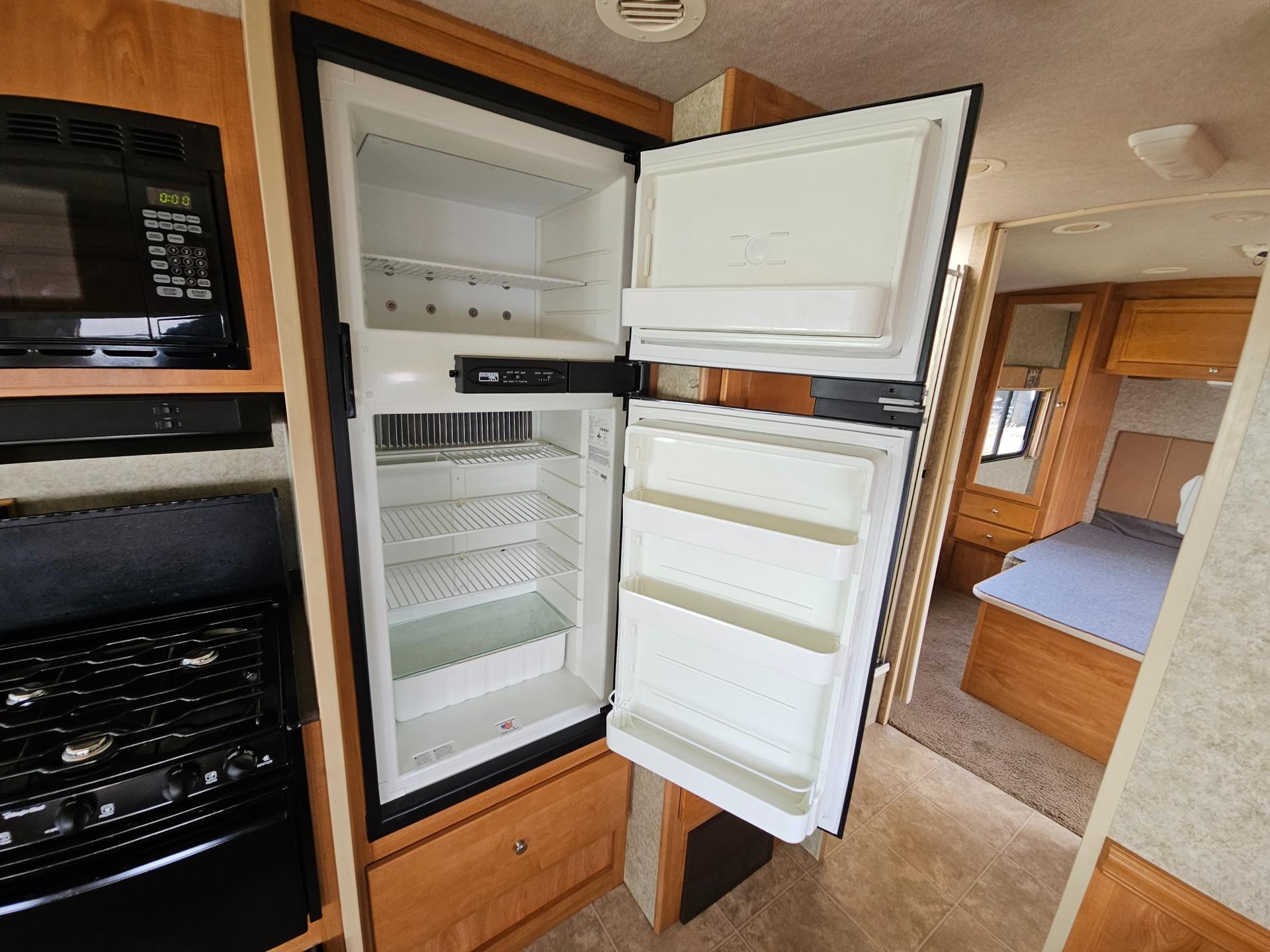 2009 Winnebago 2009 Winnebago Vista - thumbnail 18