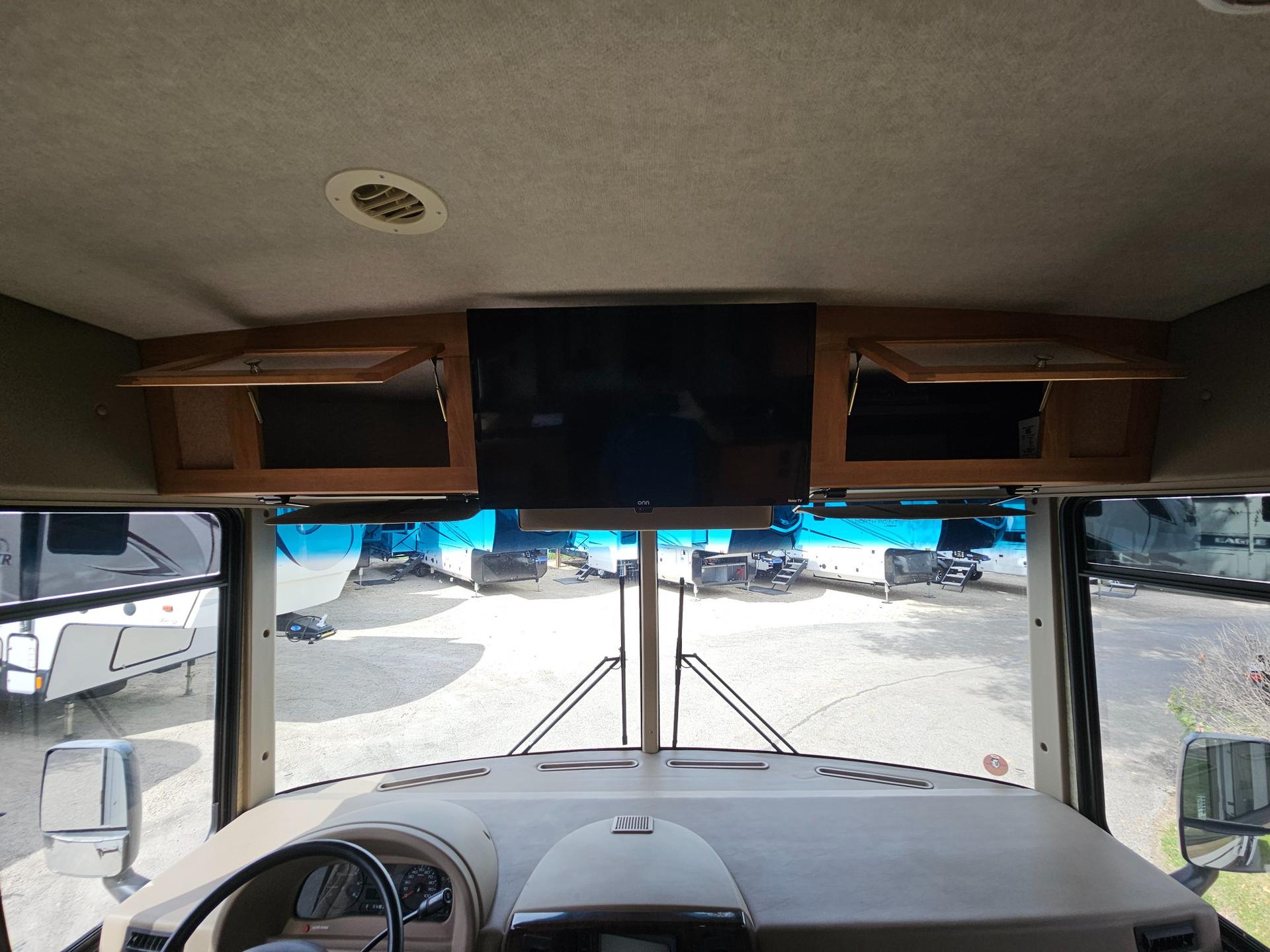 2009 Winnebago 2009 Winnebago Vista - thumbnail 33