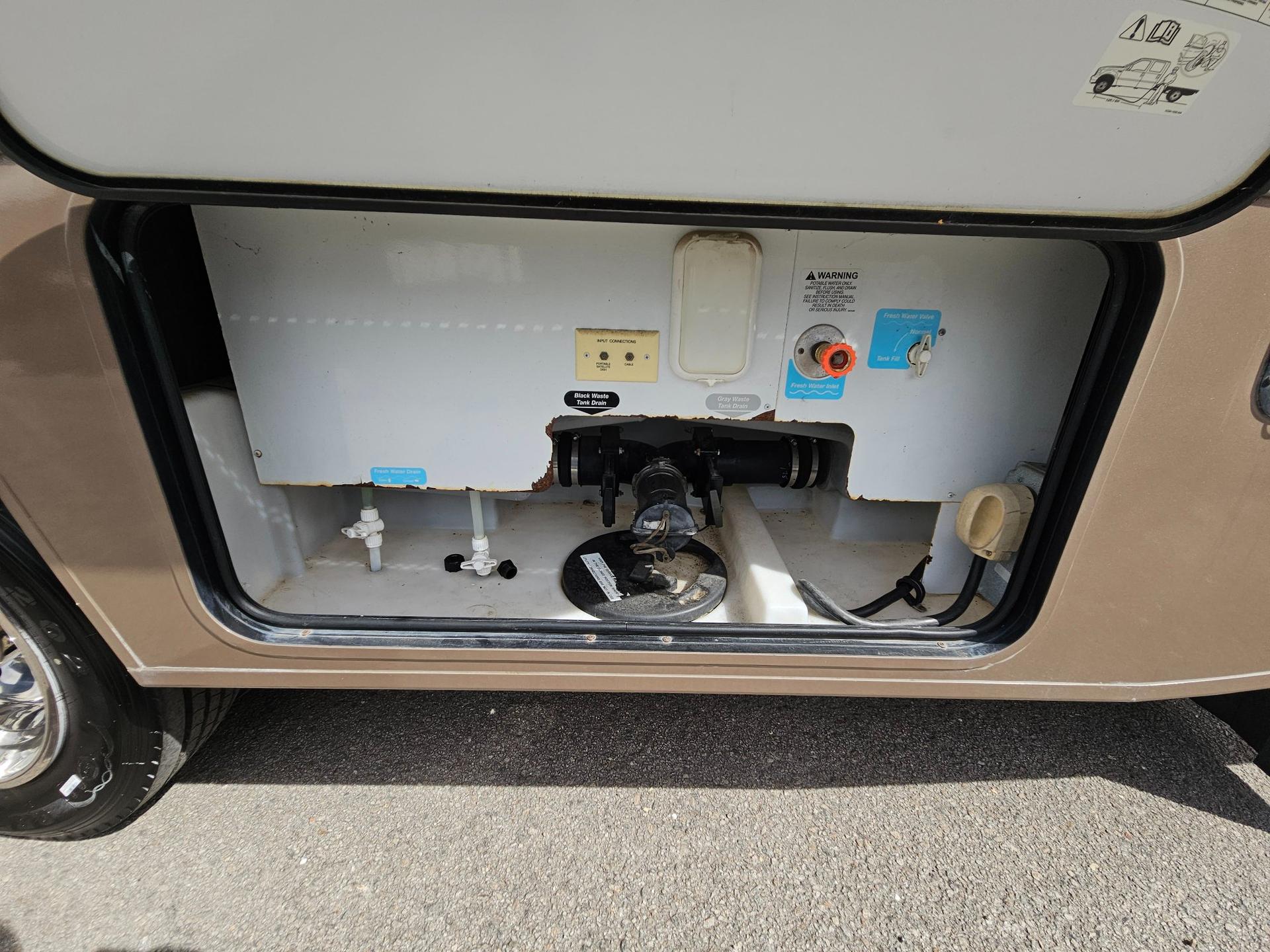 2009 Winnebago 2009 Winnebago Vista - thumbnail 44