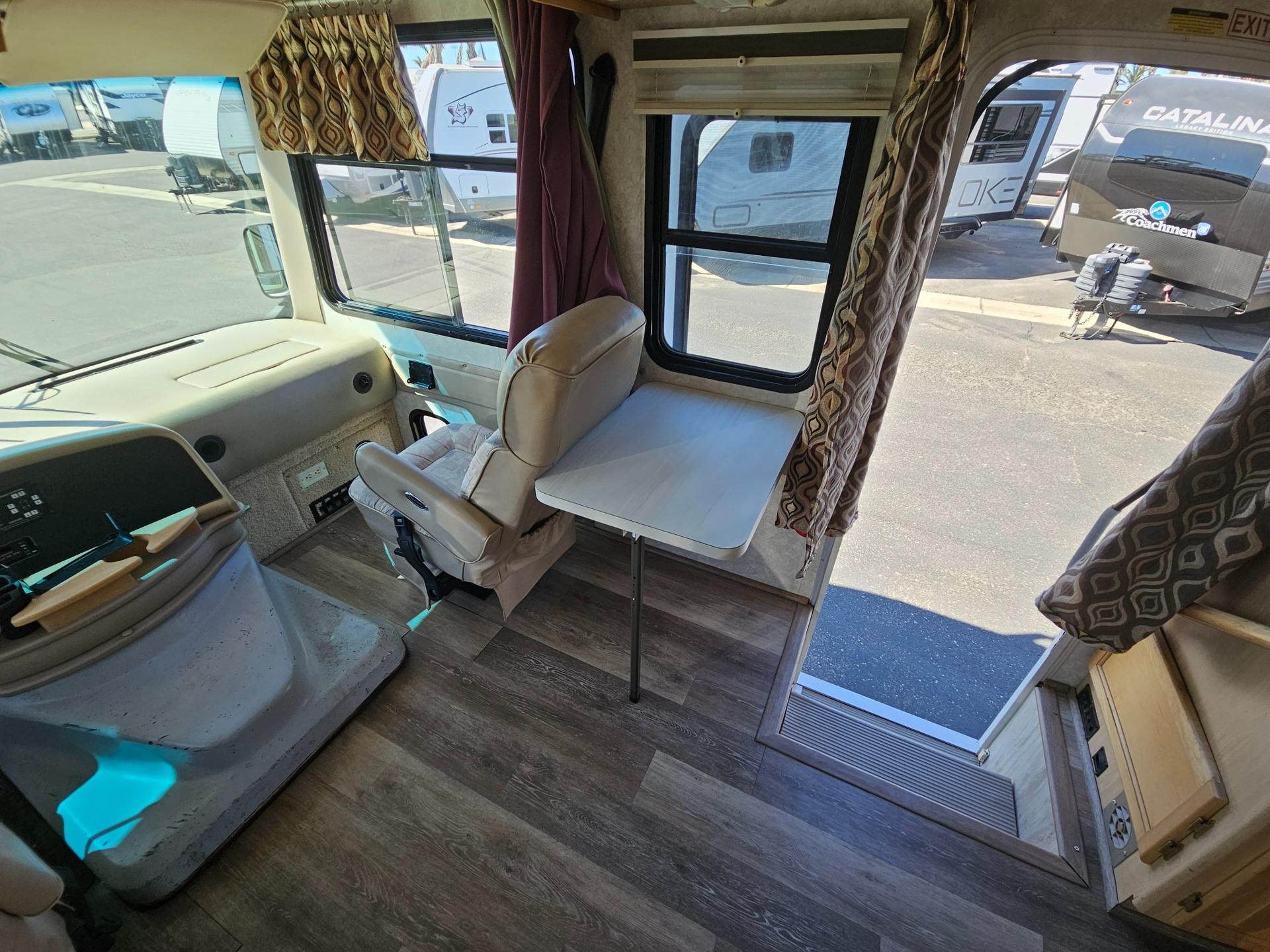 2004 Tiffin Motorhomes 2004 Tiffin Motorhomes Allegro - thumbnail 22