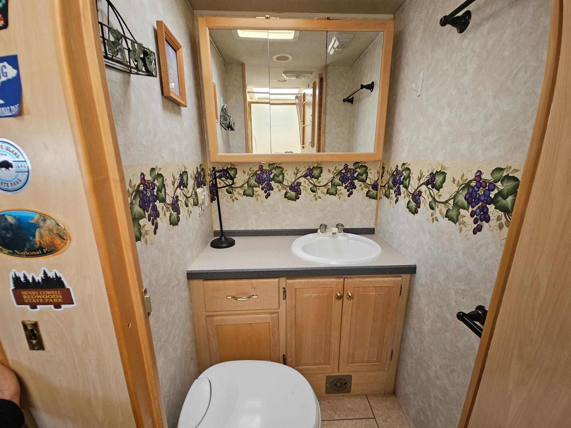 2004 Tiffin Motorhomes 2004 Tiffin Motorhomes Allegro - thumbnail 31