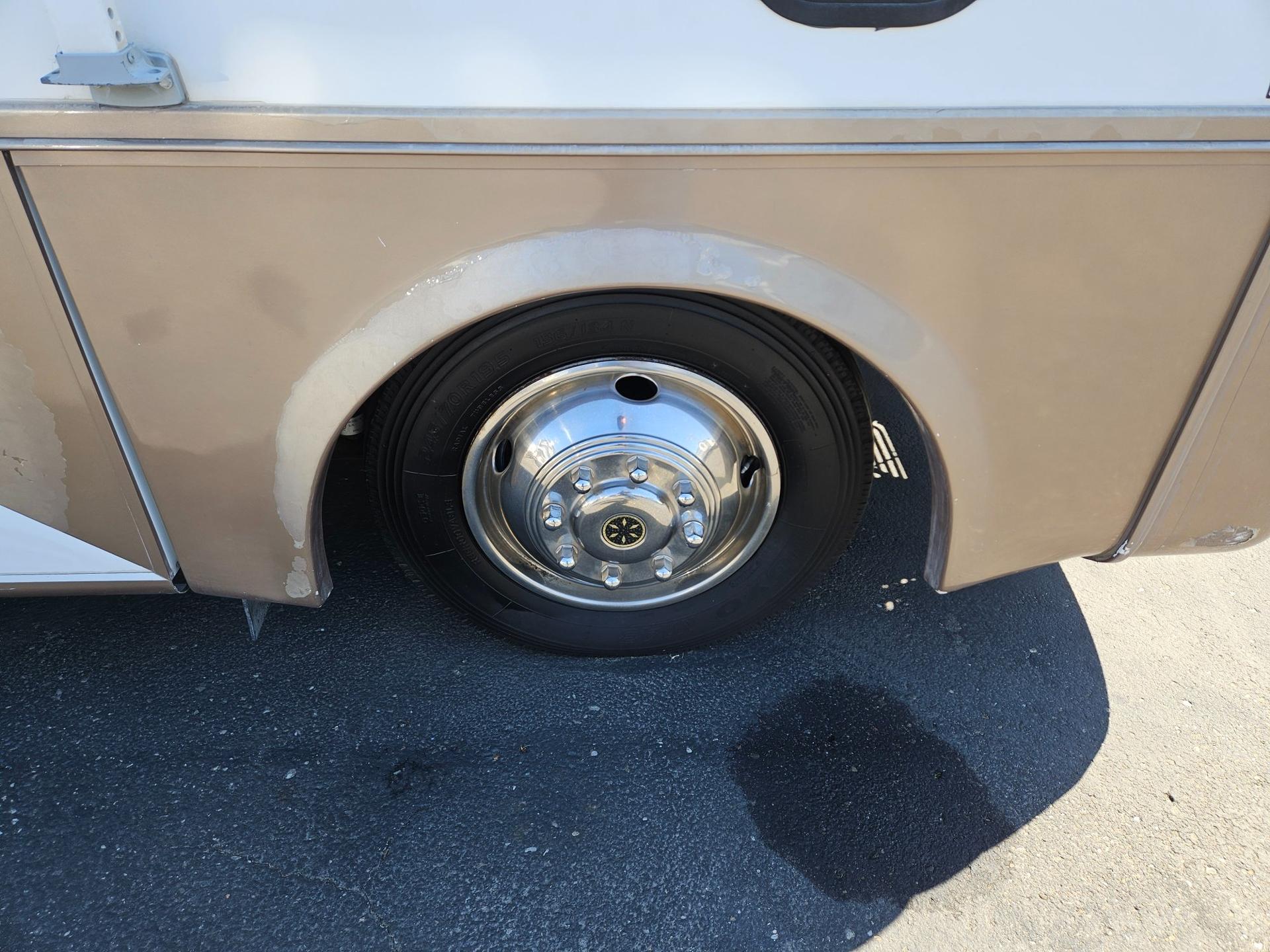 2004 Tiffin Motorhomes 2004 Tiffin Motorhomes Allegro - thumbnail 42