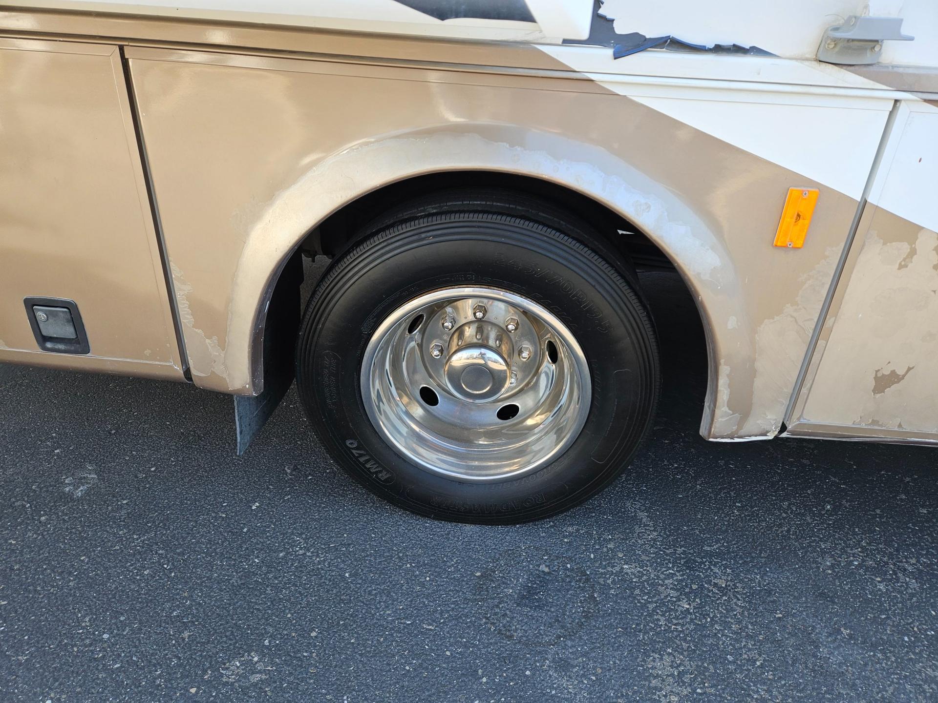 2004 Tiffin Motorhomes 2004 Tiffin Motorhomes Allegro - thumbnail 45