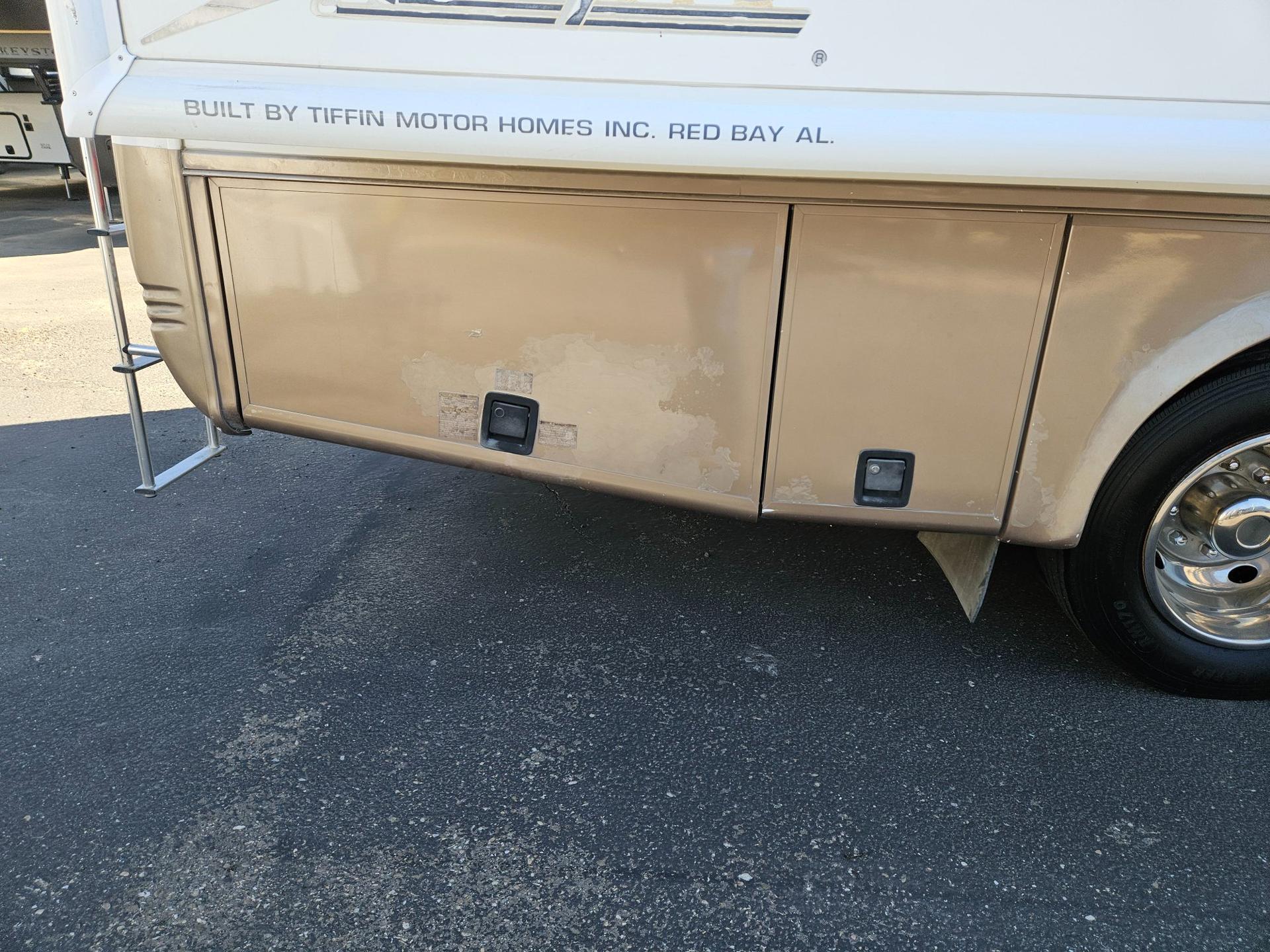 2004 Tiffin Motorhomes 2004 Tiffin Motorhomes Allegro - thumbnail 46