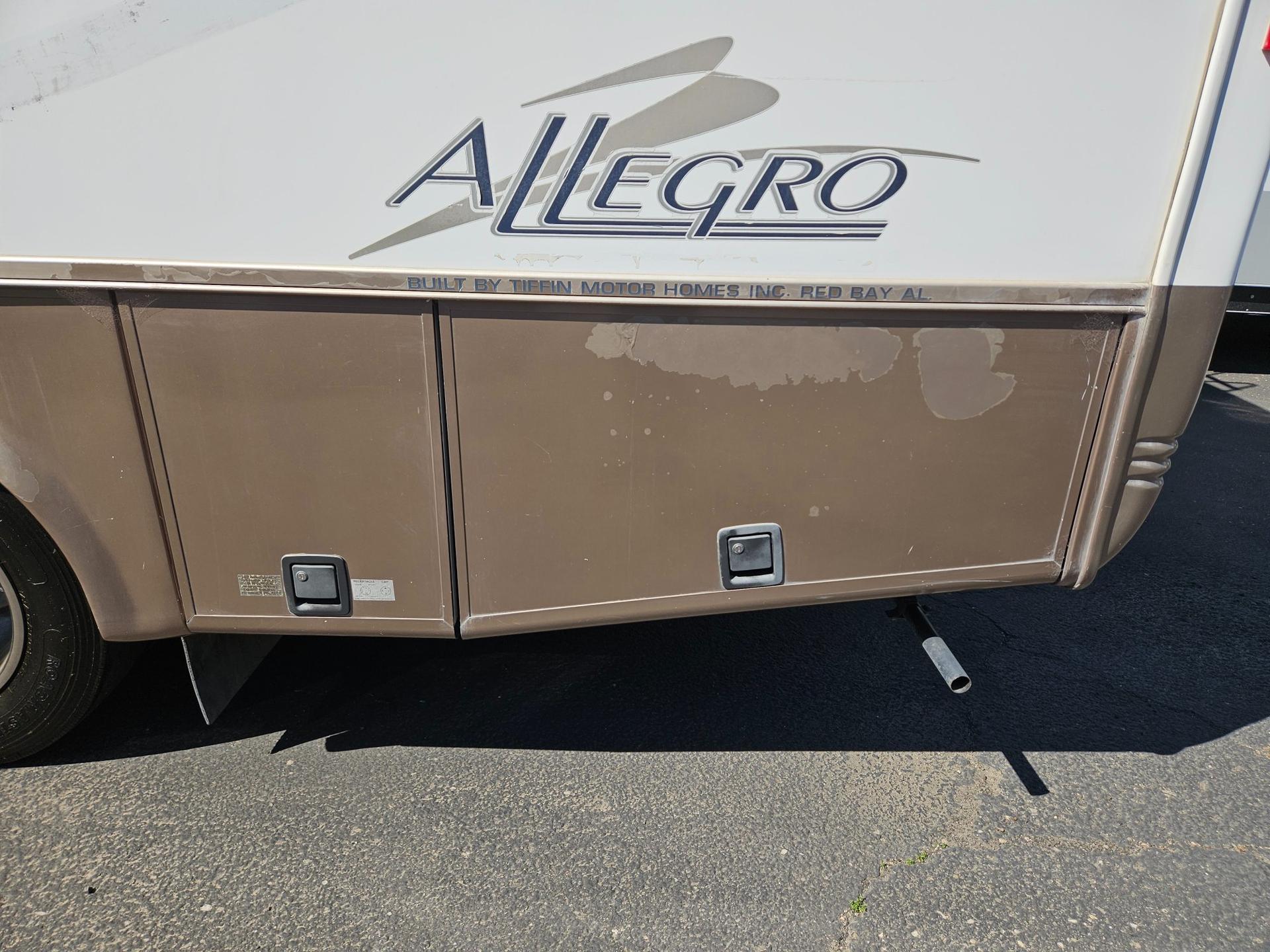 2004 Tiffin Motorhomes 2004 Tiffin Motorhomes Allegro - thumbnail 47