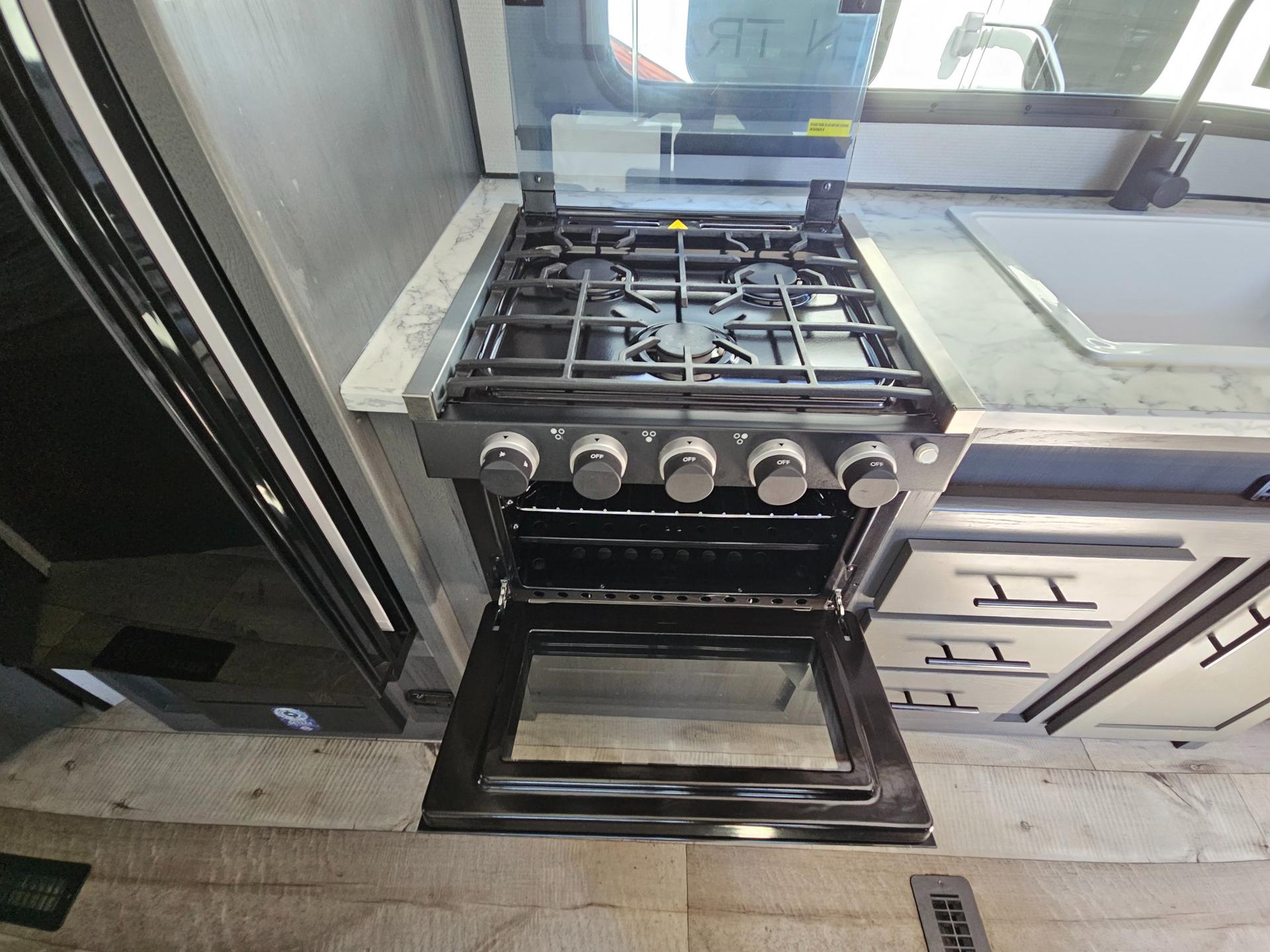 2023 Dutchmen 2023 Dutchmen Aspen Trail - thumbnail 16