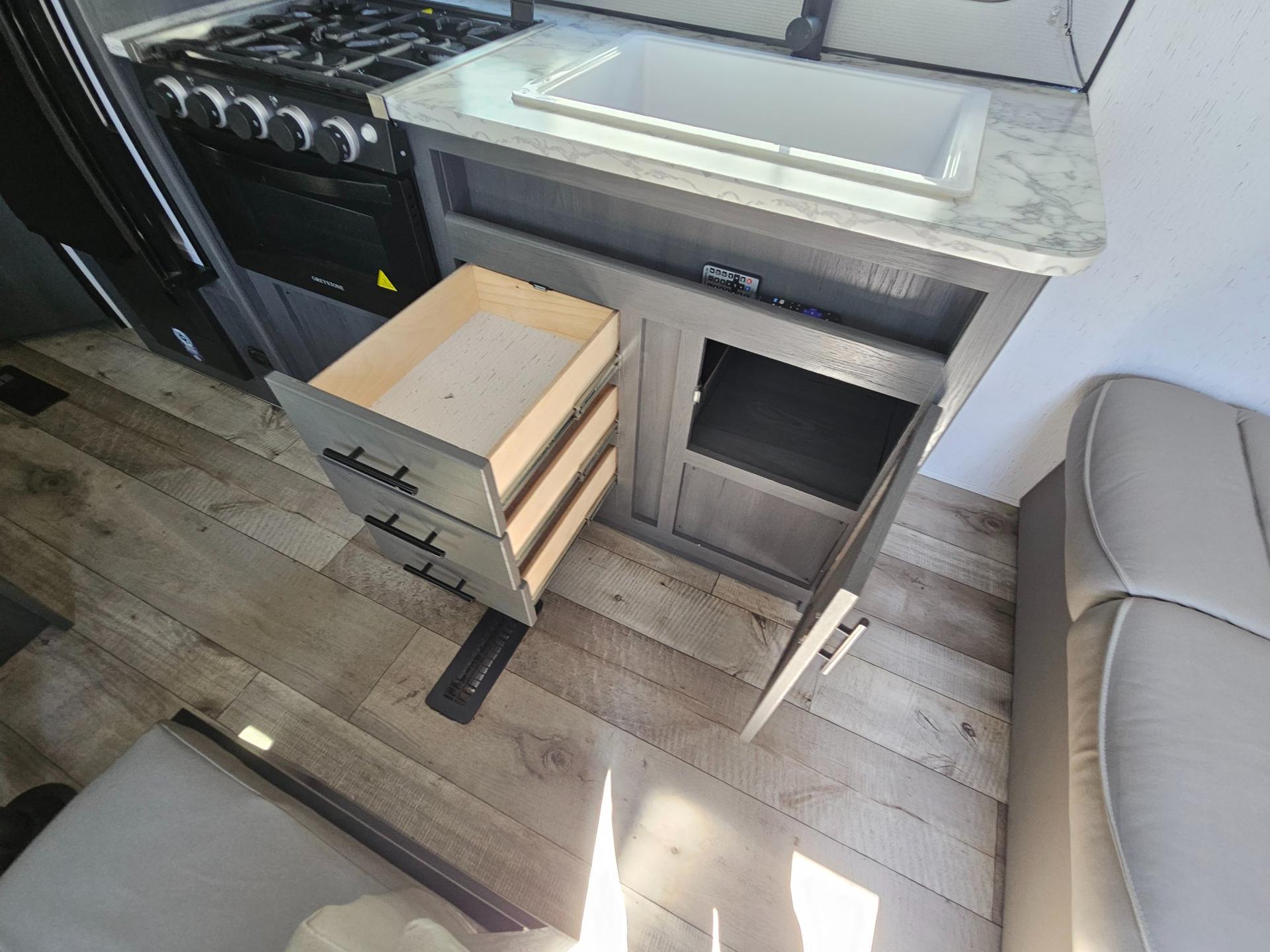 2023 Dutchmen 2023 Dutchmen Aspen Trail - thumbnail 17