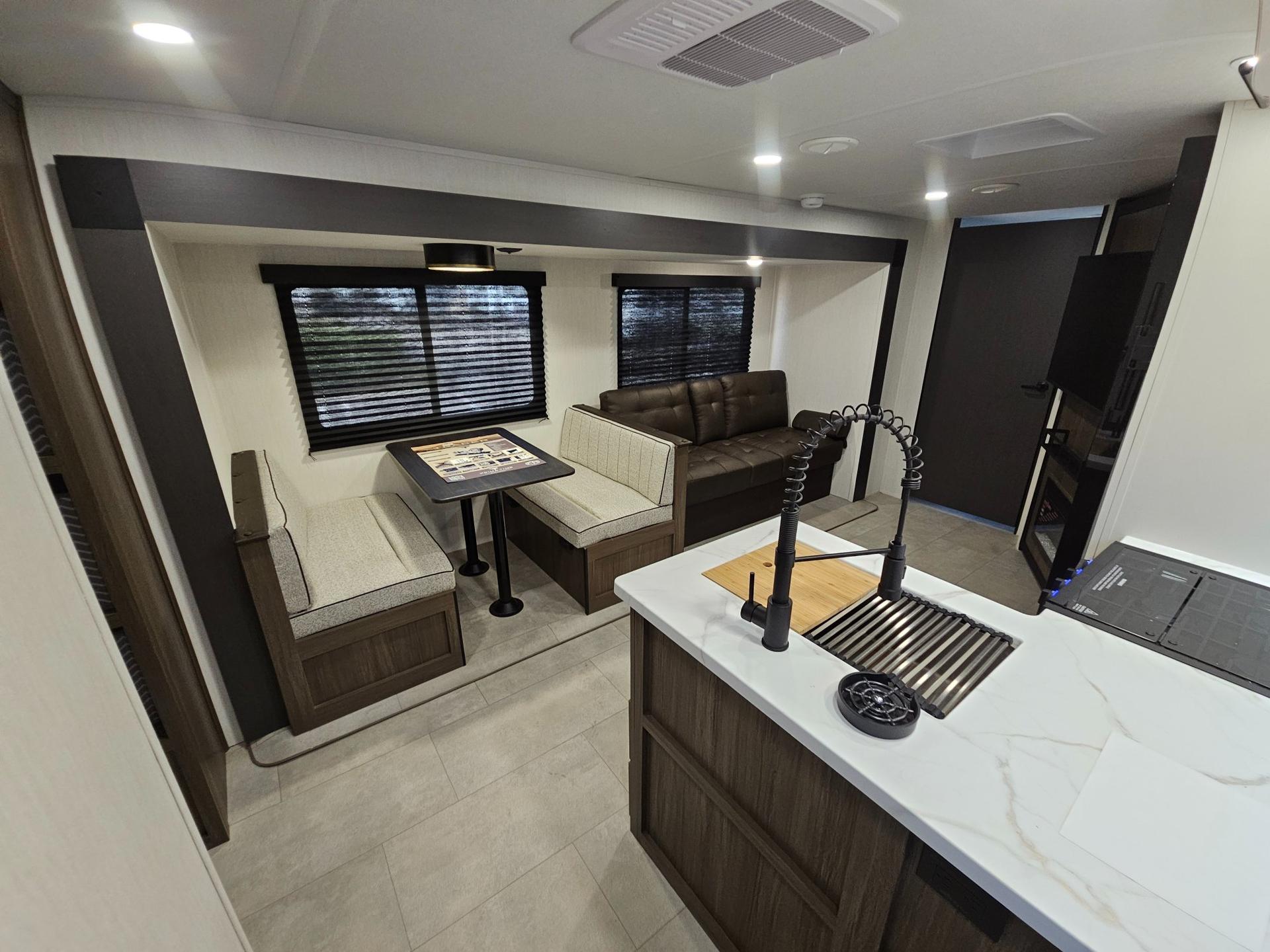 2026 Prime Time RV 2026 Prime Time RV Tracer - thumbnail 6