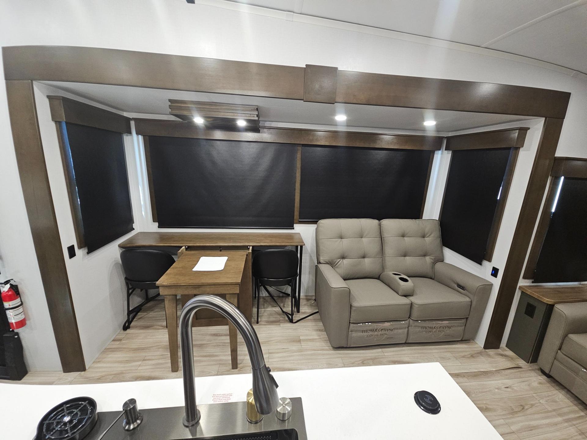 2026 Keystone RV 2026 Keystone RV Montana High Country - thumbnail 8